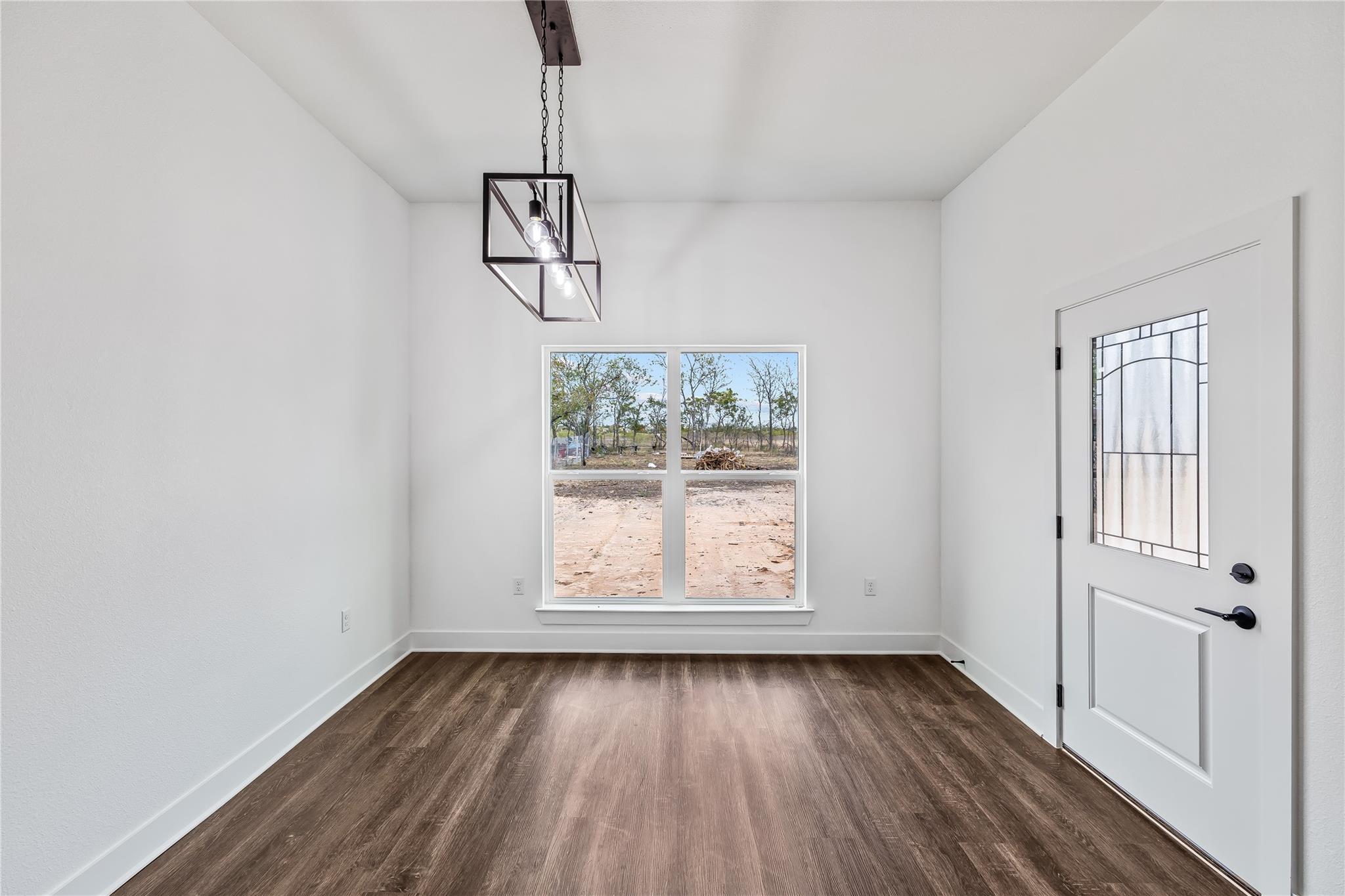 242 Amaranta Ln, Dale, TX 78616