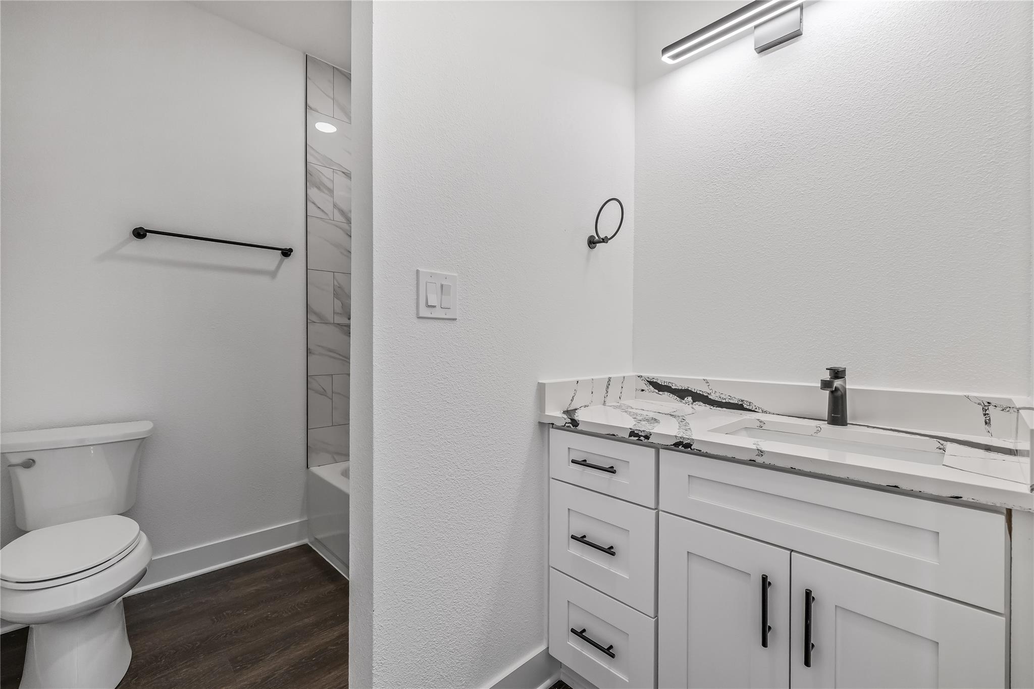 242 Amaranta Ln, Dale, TX 78616