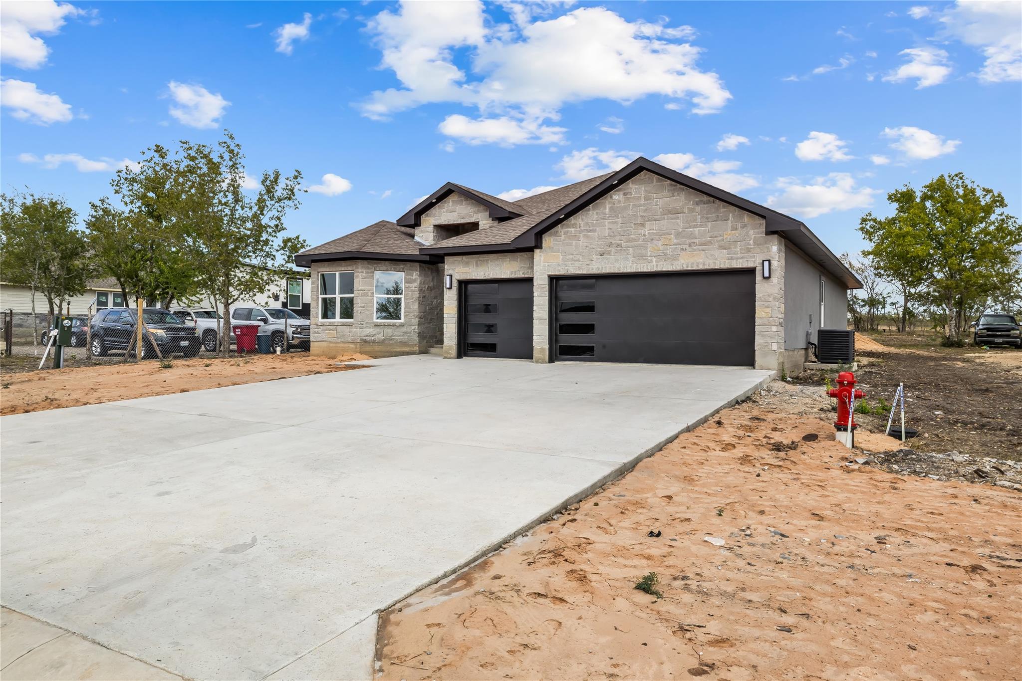 242 Amaranta Ln, Dale, TX 78616