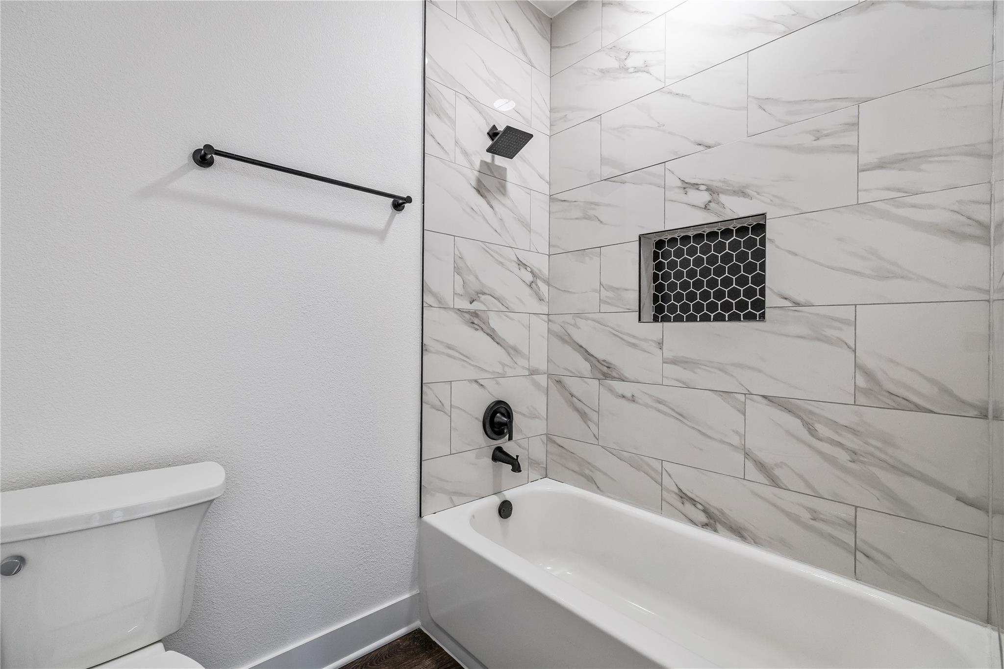 242 Amaranta Ln, Dale, TX 78616