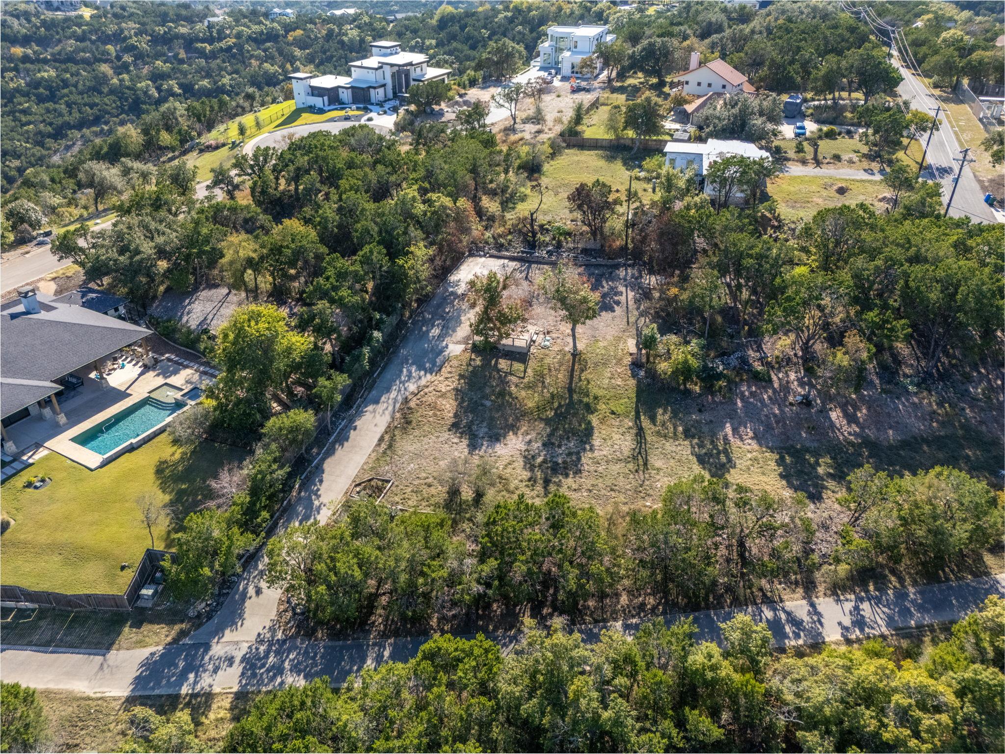 9003 & 9007 Grandview Dr, Jonestown, TX 78645