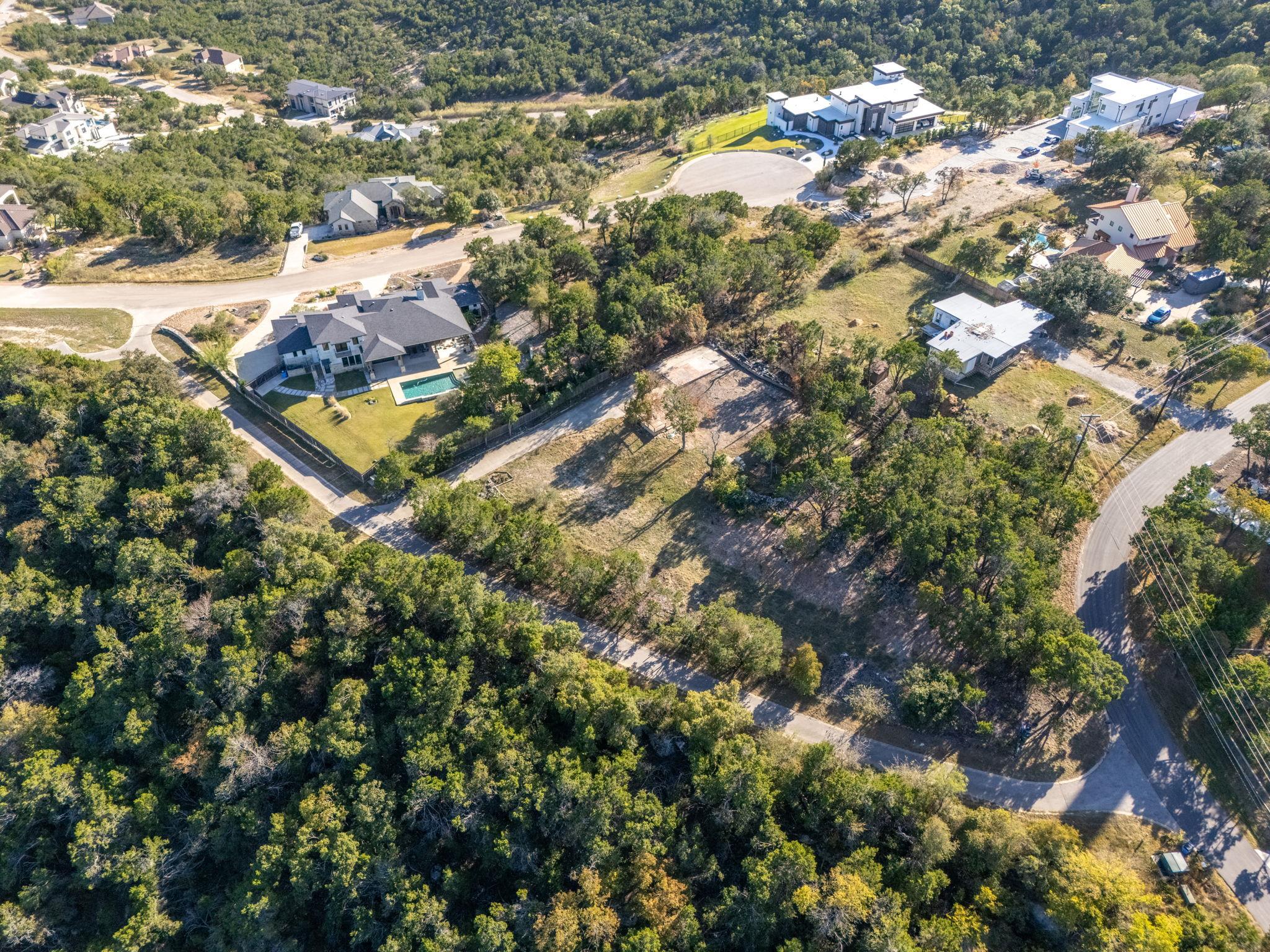 9003 & 9007 Grandview Dr, Jonestown, TX 78645