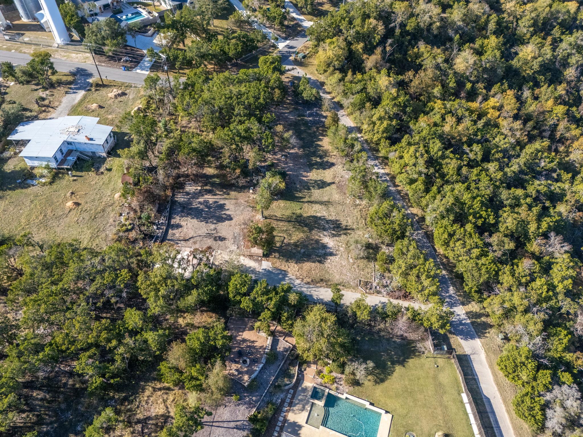 9003 & 9007 Grandview Dr, Jonestown, TX 78645