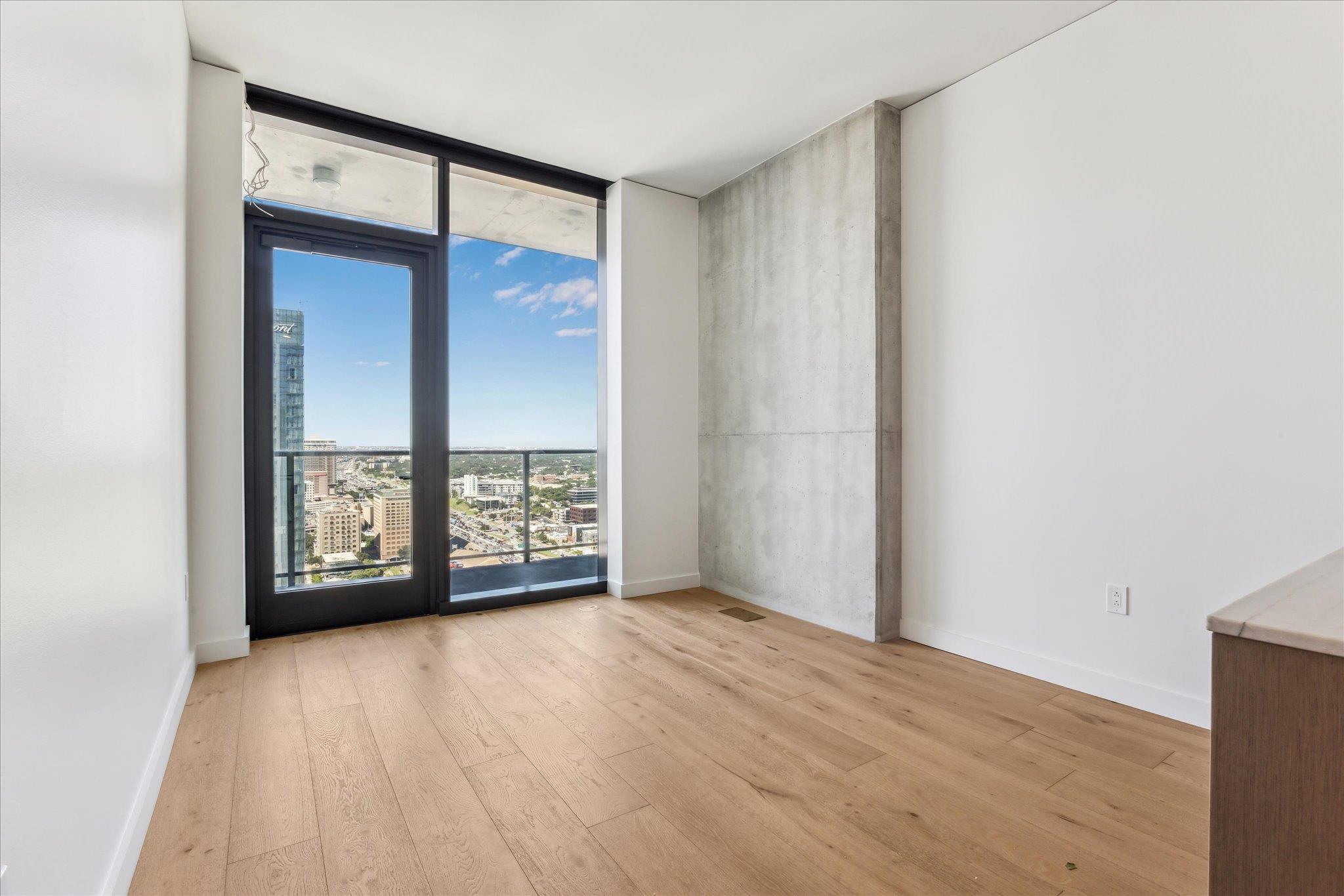 610 Davis St # 3010, Austin, TX 78701