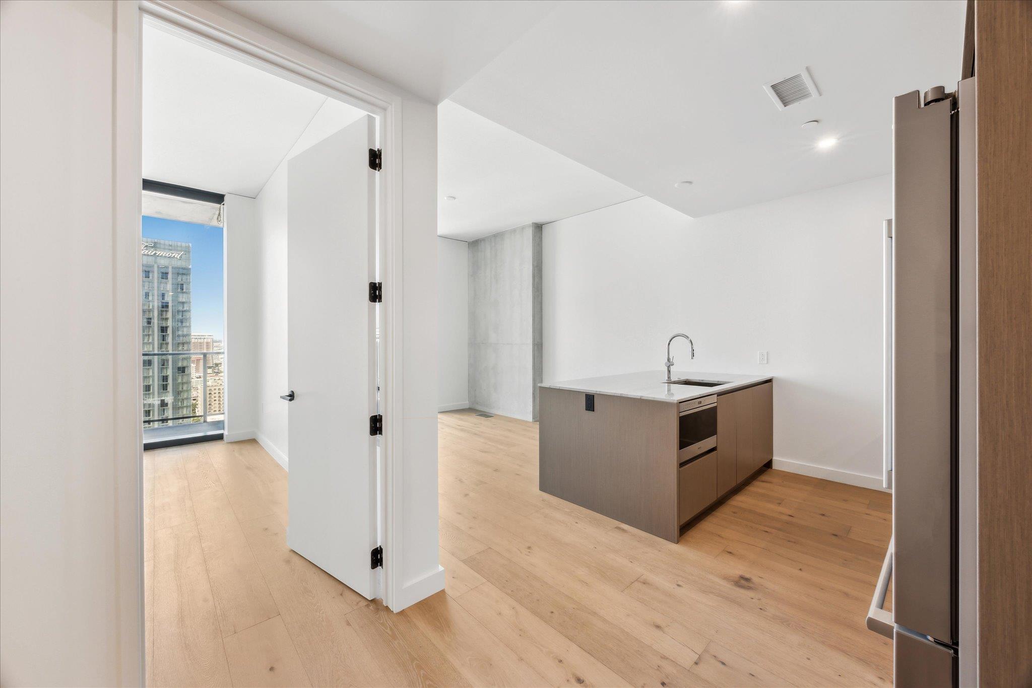 610 Davis St # 3010, Austin, TX 78701