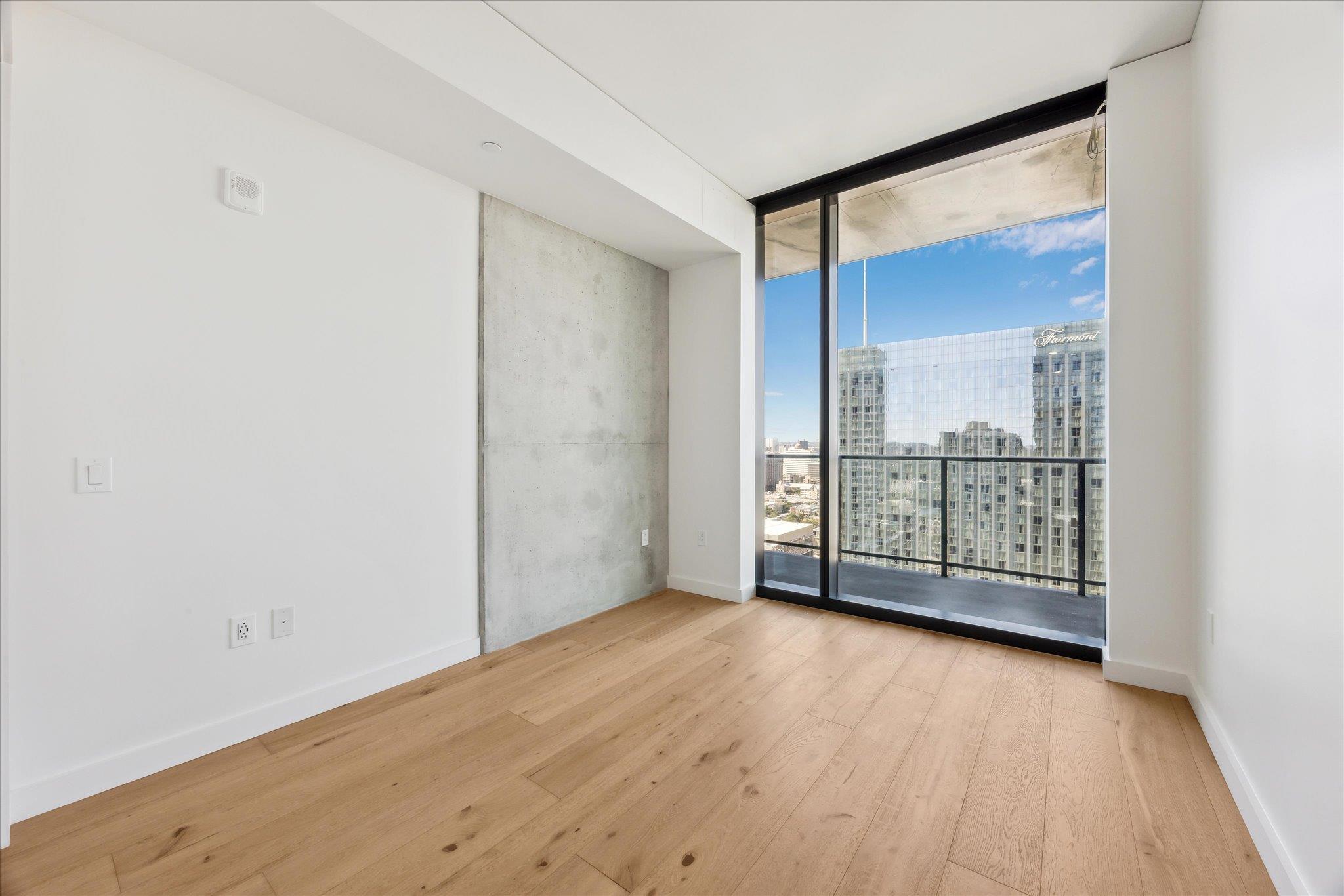 610 Davis St # 3010, Austin, TX 78701