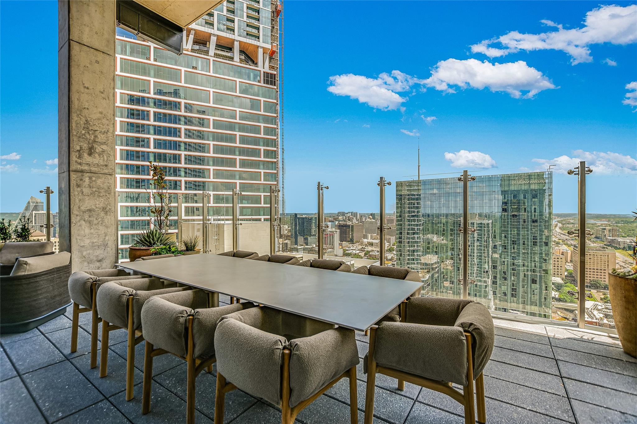 610 Davis St # 3010, Austin, TX 78701