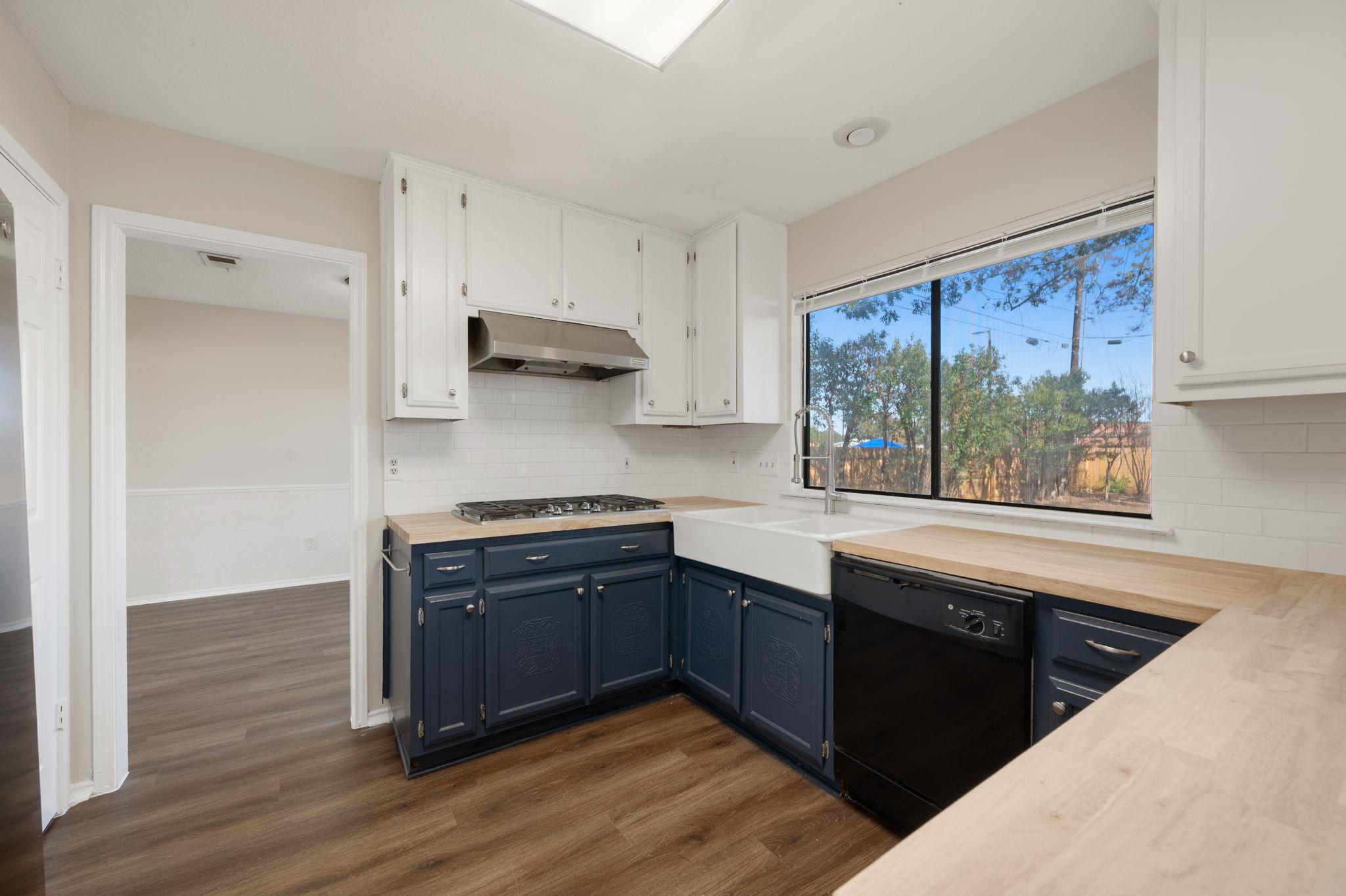 12703 Oro Valley Trl, Austin, TX 78729