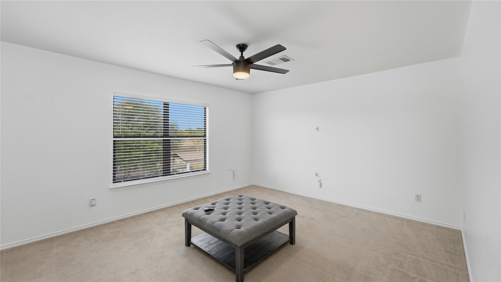 585 Siebert Dr, Kyle, TX 78640