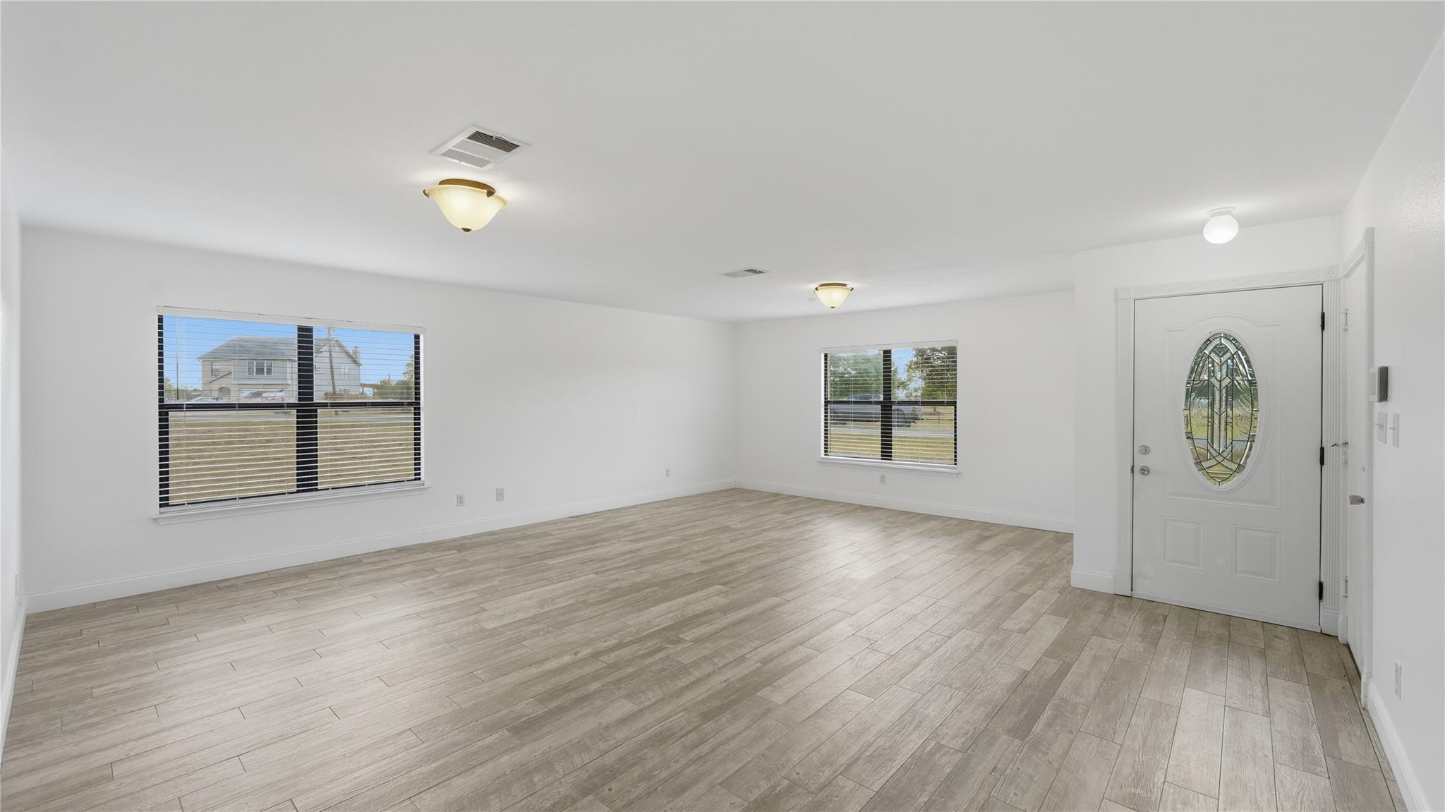 585 Siebert Dr, Kyle, TX 78640