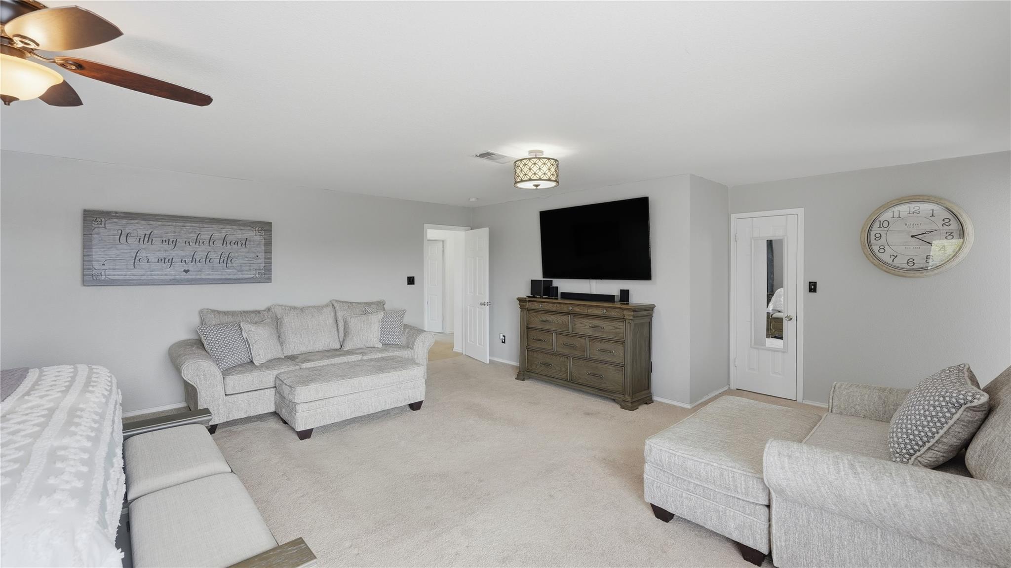 585 Siebert Dr, Kyle, TX 78640