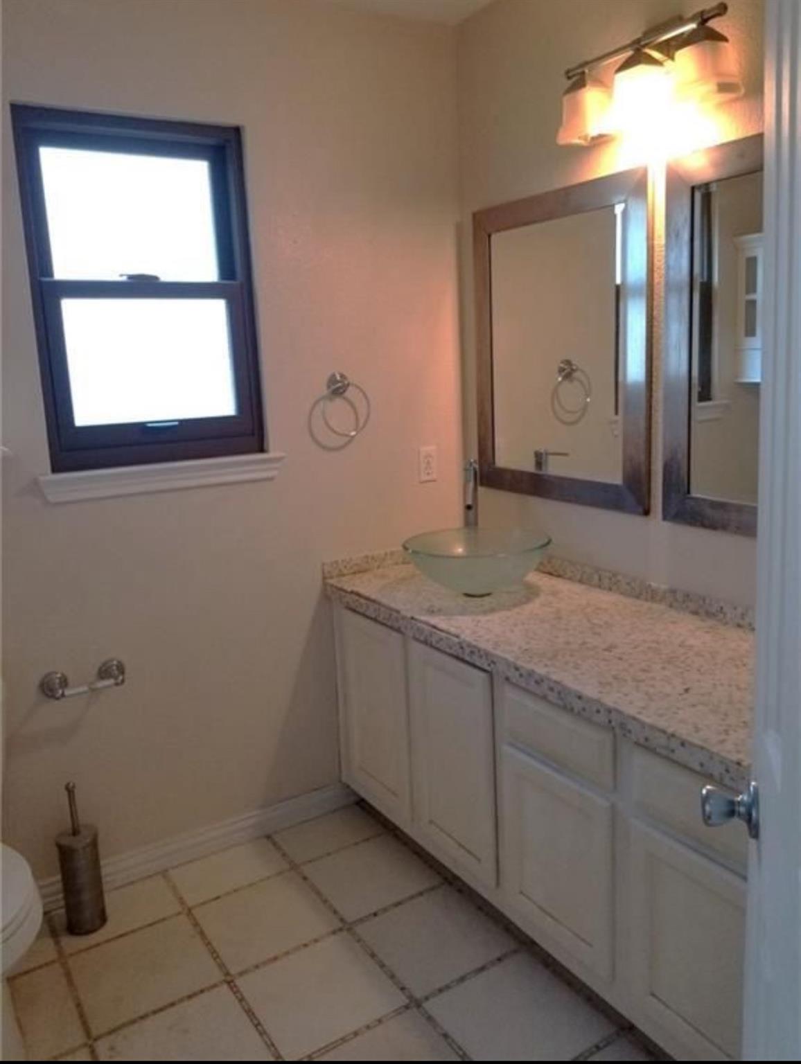 406 Settlers Valley Dr, Pflugerville, TX 78660