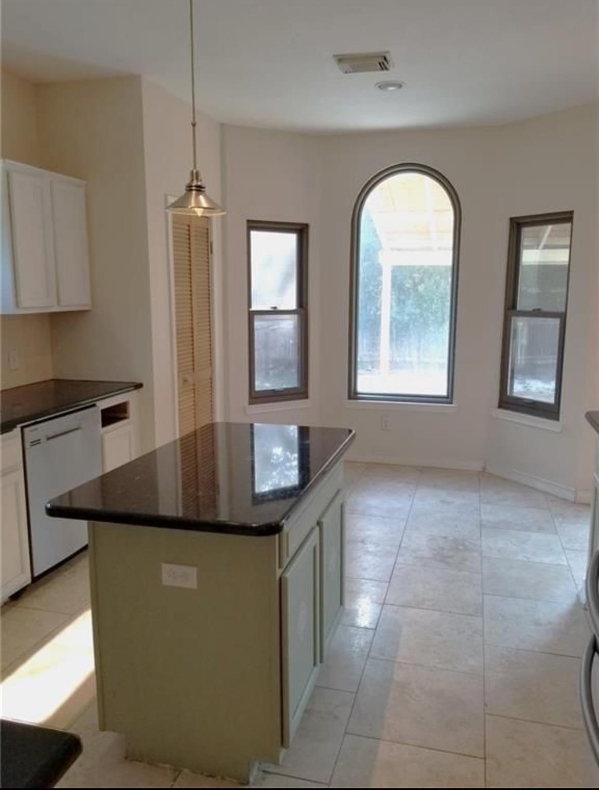 406 Settlers Valley Dr, Pflugerville, TX 78660