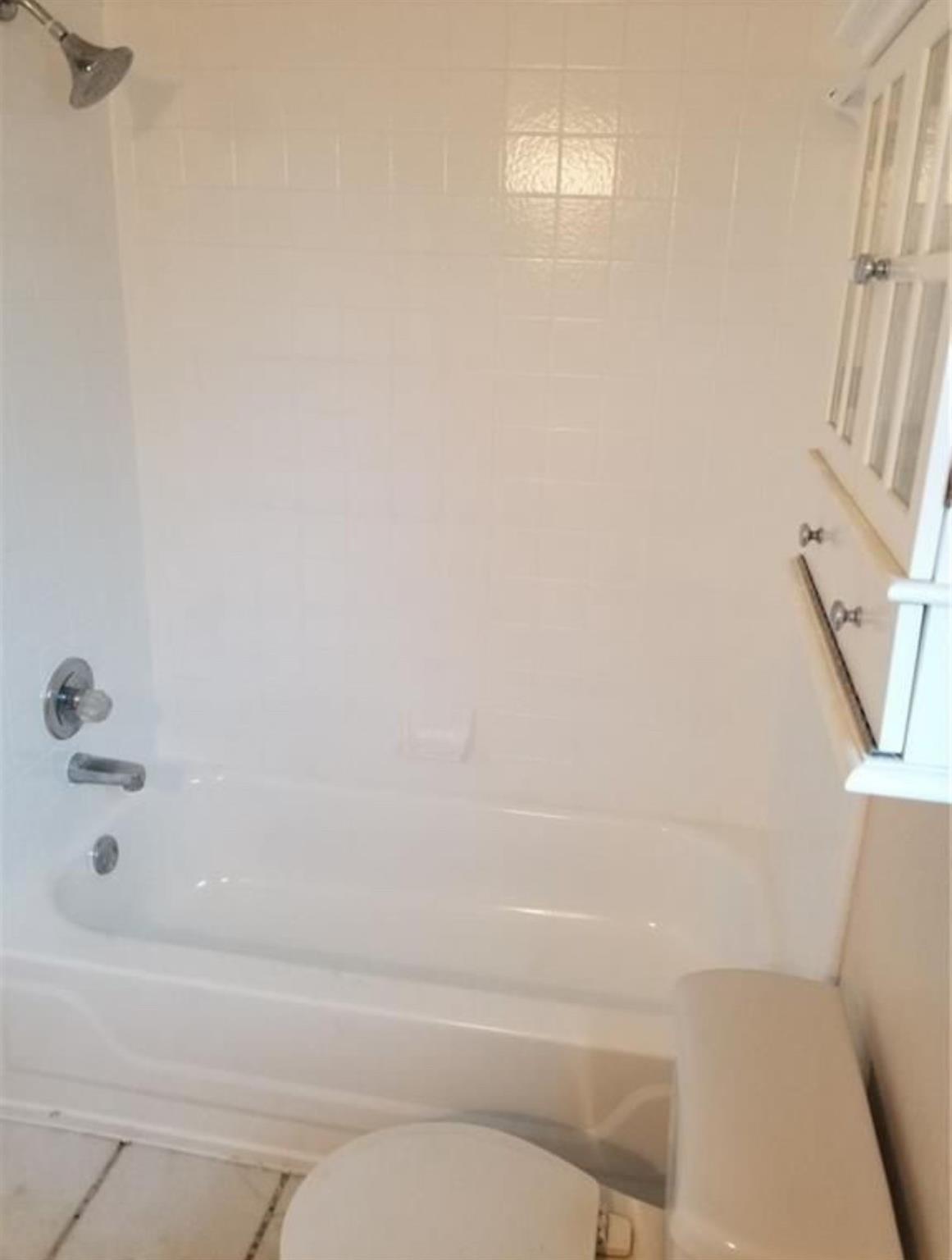 406 Settlers Valley Dr, Pflugerville, TX 78660