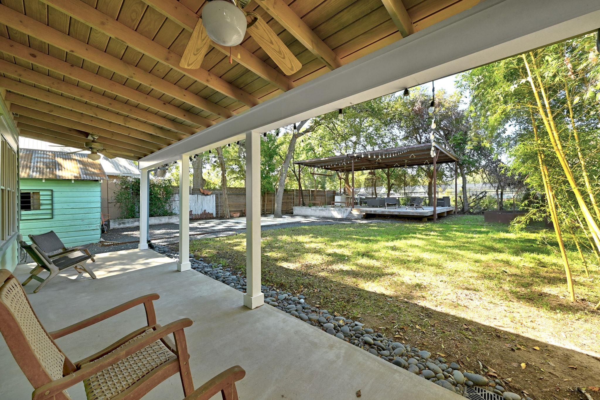 1122 Tillery St, Austin, TX 78702