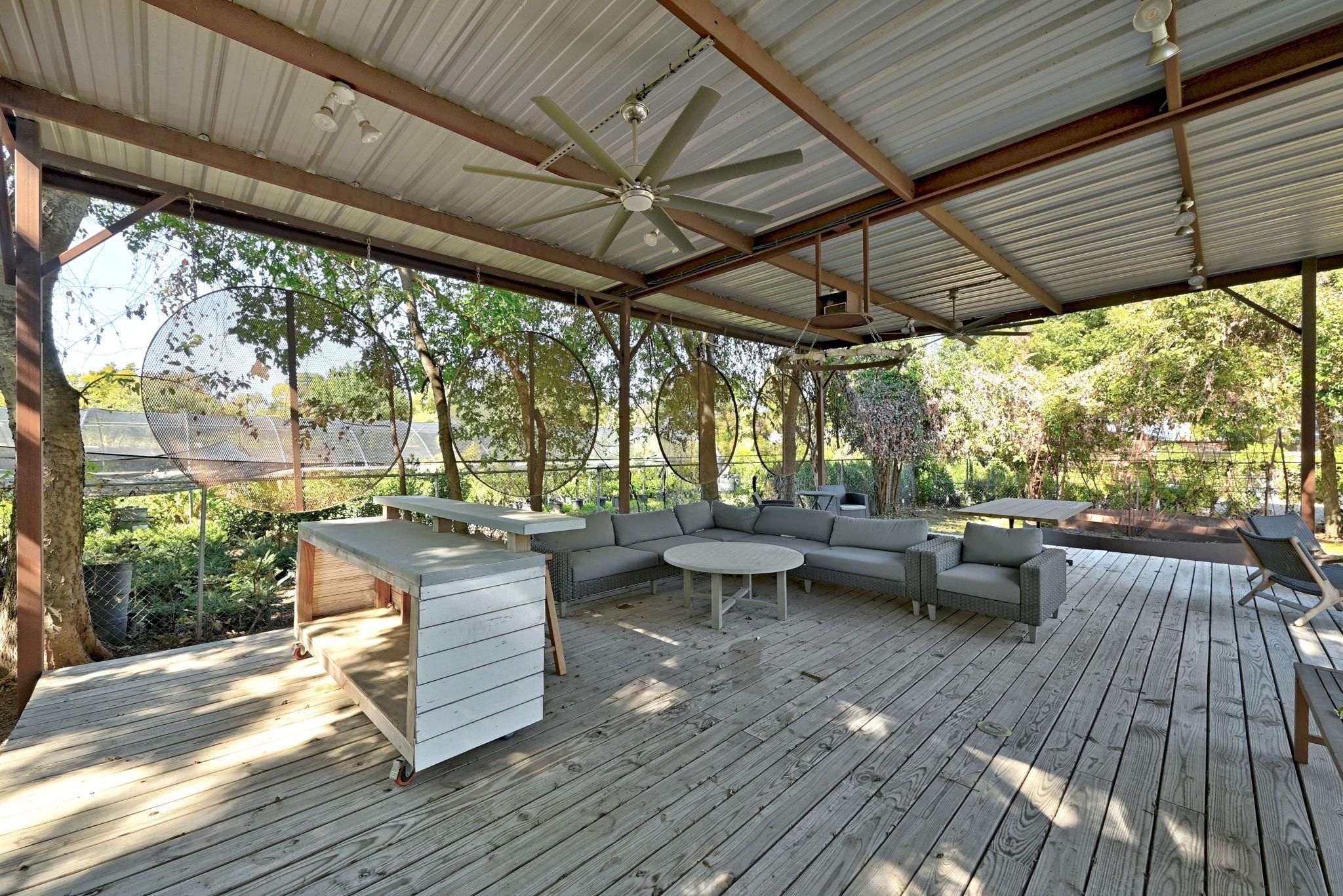 1122 Tillery St, Austin, TX 78702