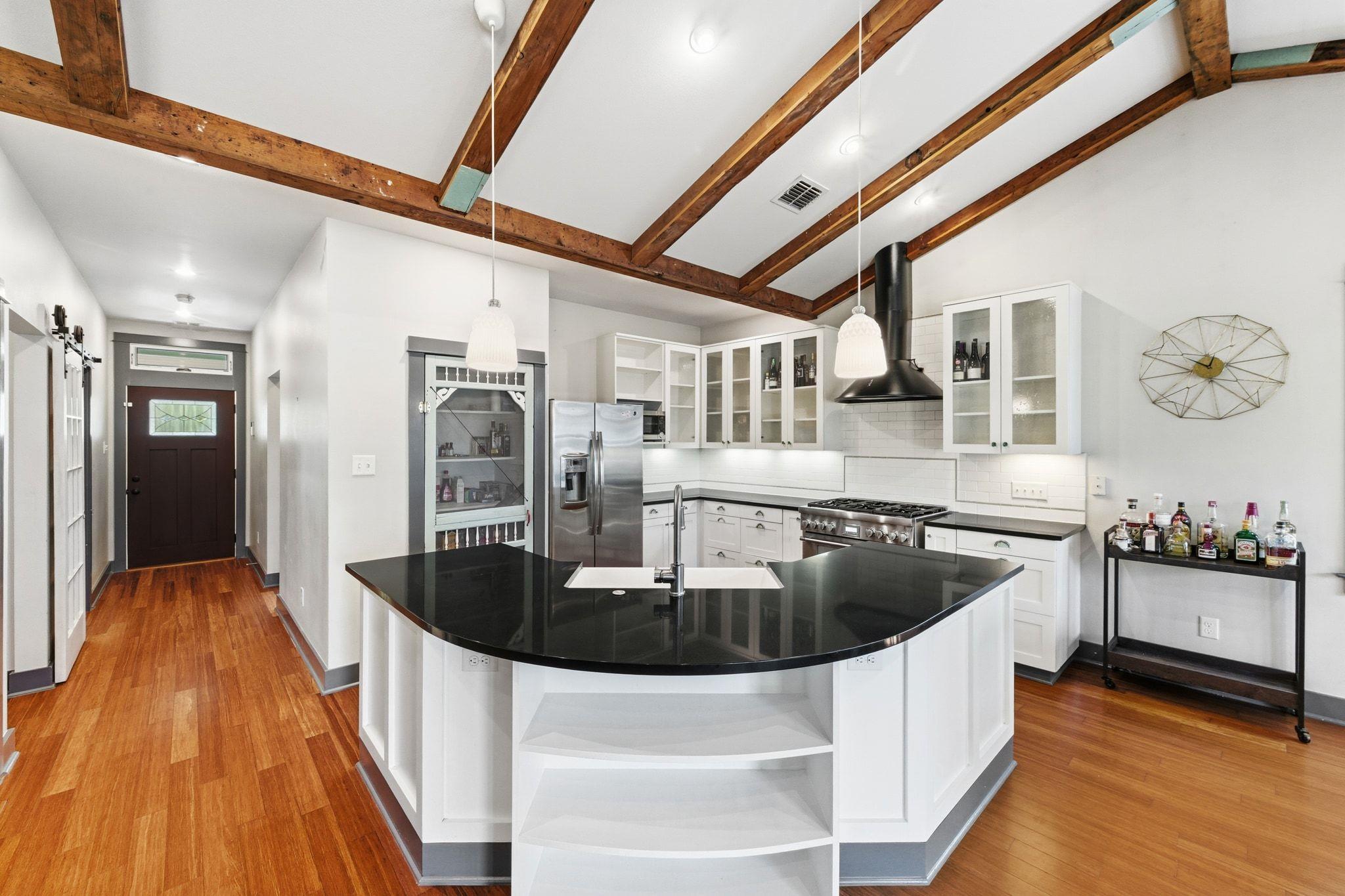 1122 Tillery St, Austin, TX 78702