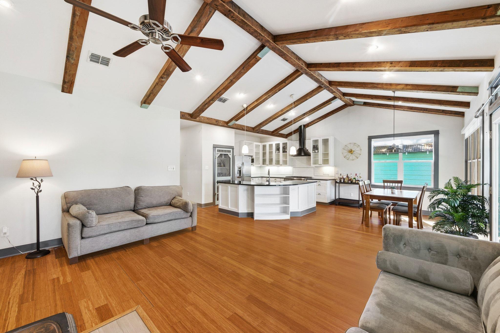 1122 Tillery St, Austin, TX 78702