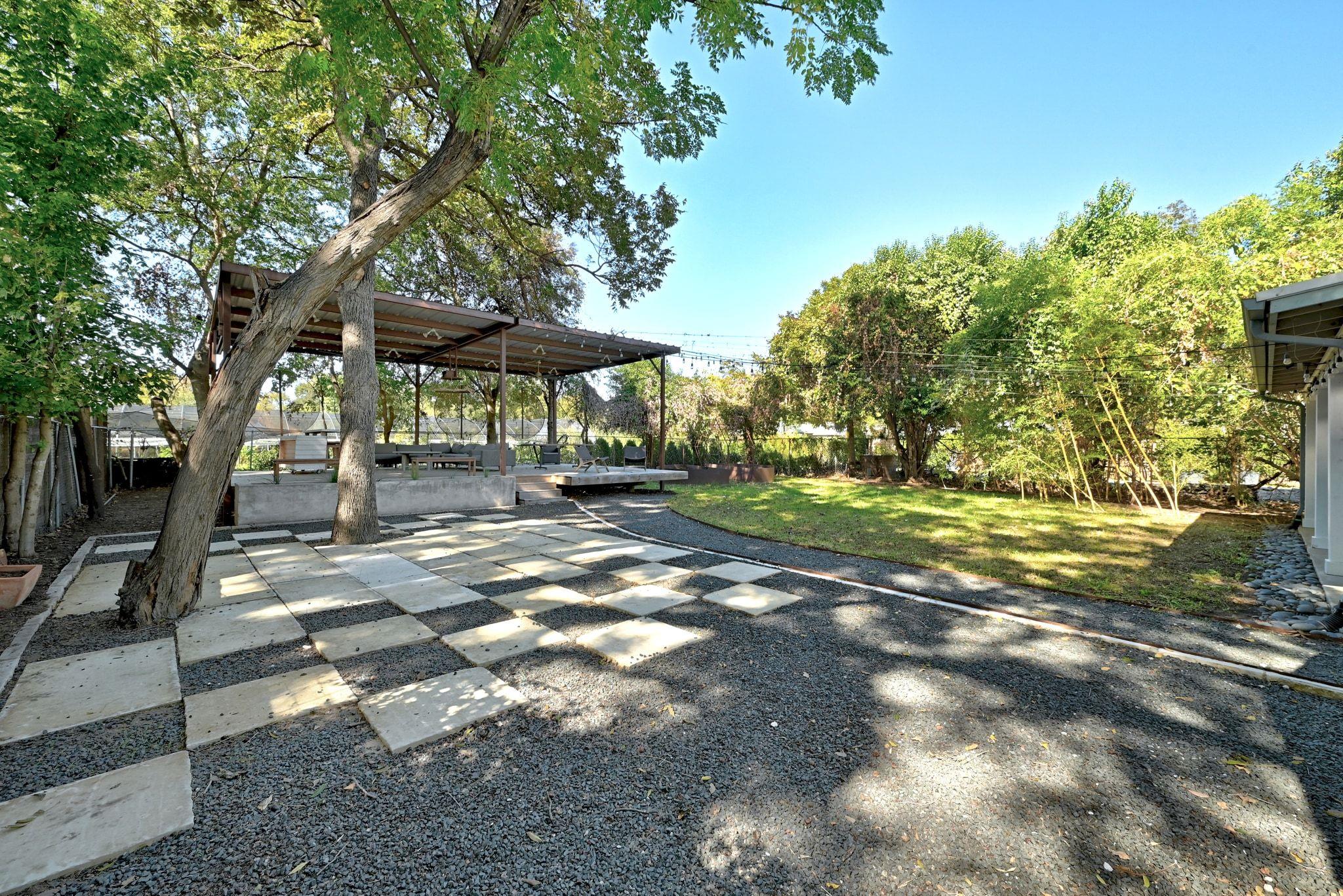 1122 Tillery St, Austin, TX 78702