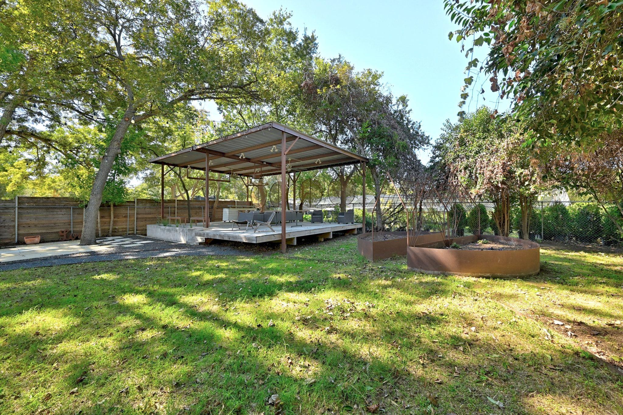 1122 Tillery St, Austin, TX 78702