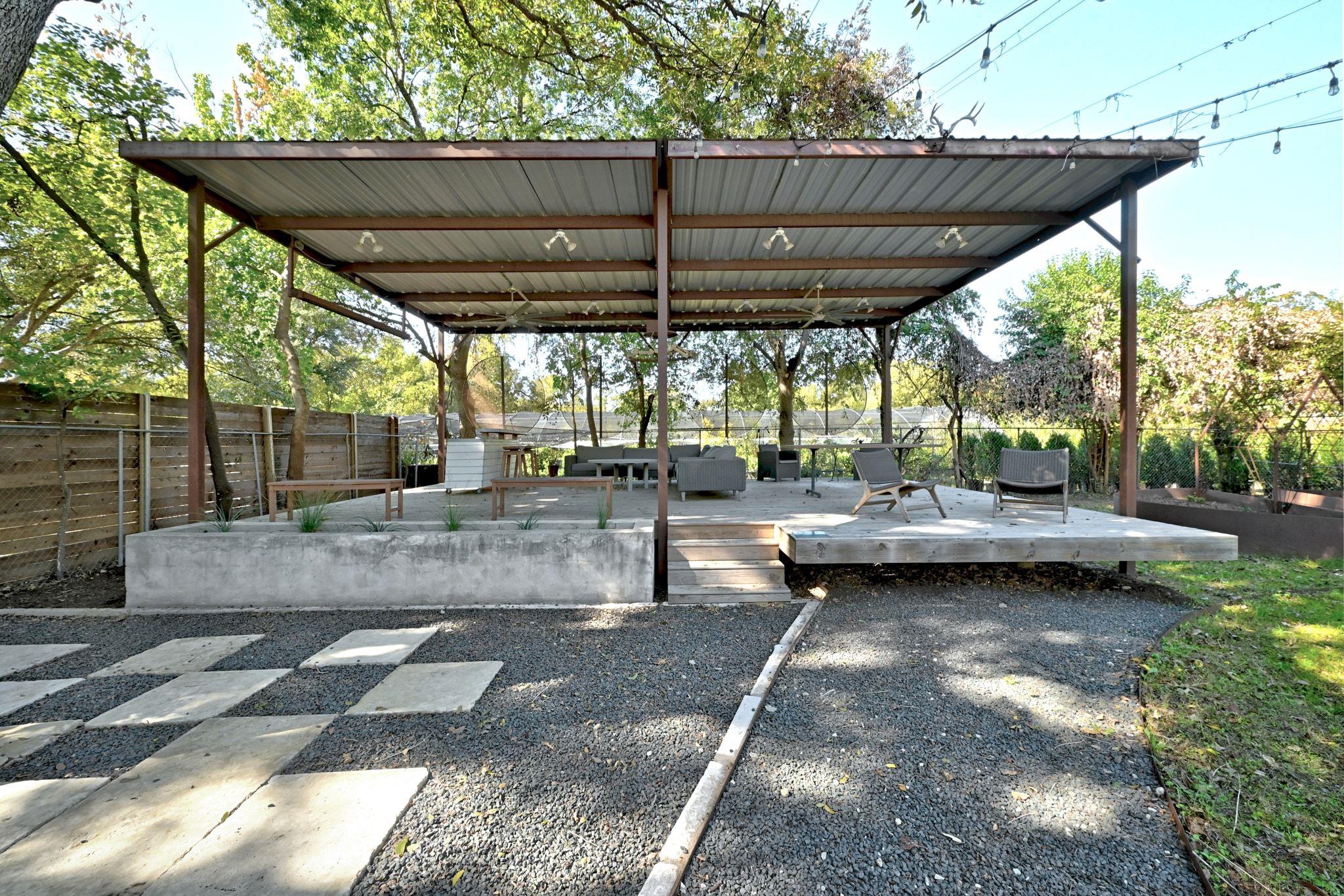 1122 Tillery St, Austin, TX 78702