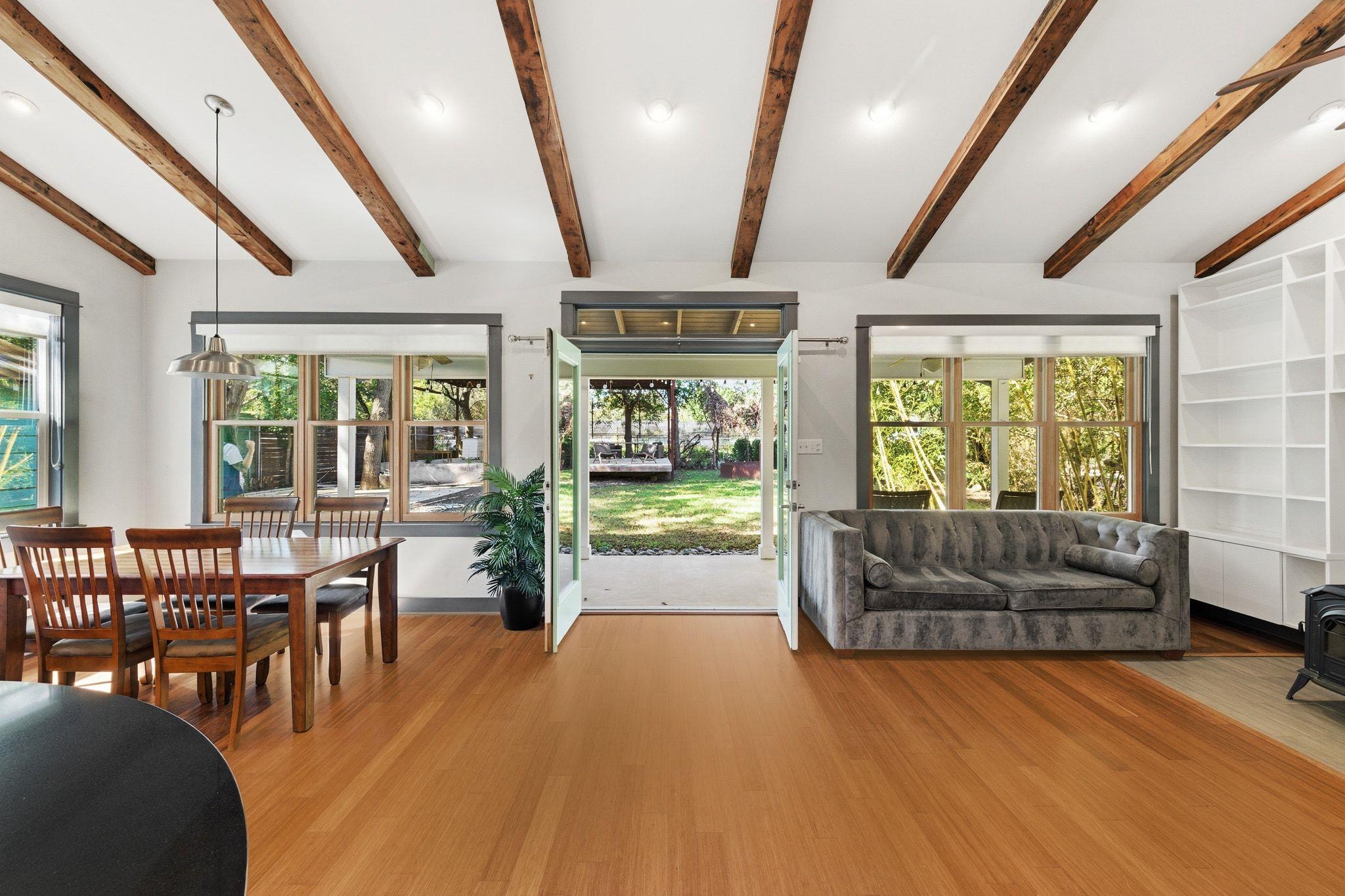 1122 Tillery St, Austin, TX 78702