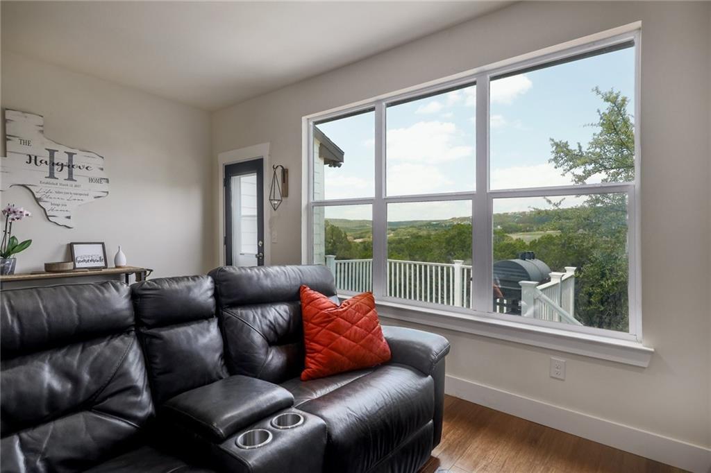 8005 Flintlock Cir, Lago Vista, TX 78645