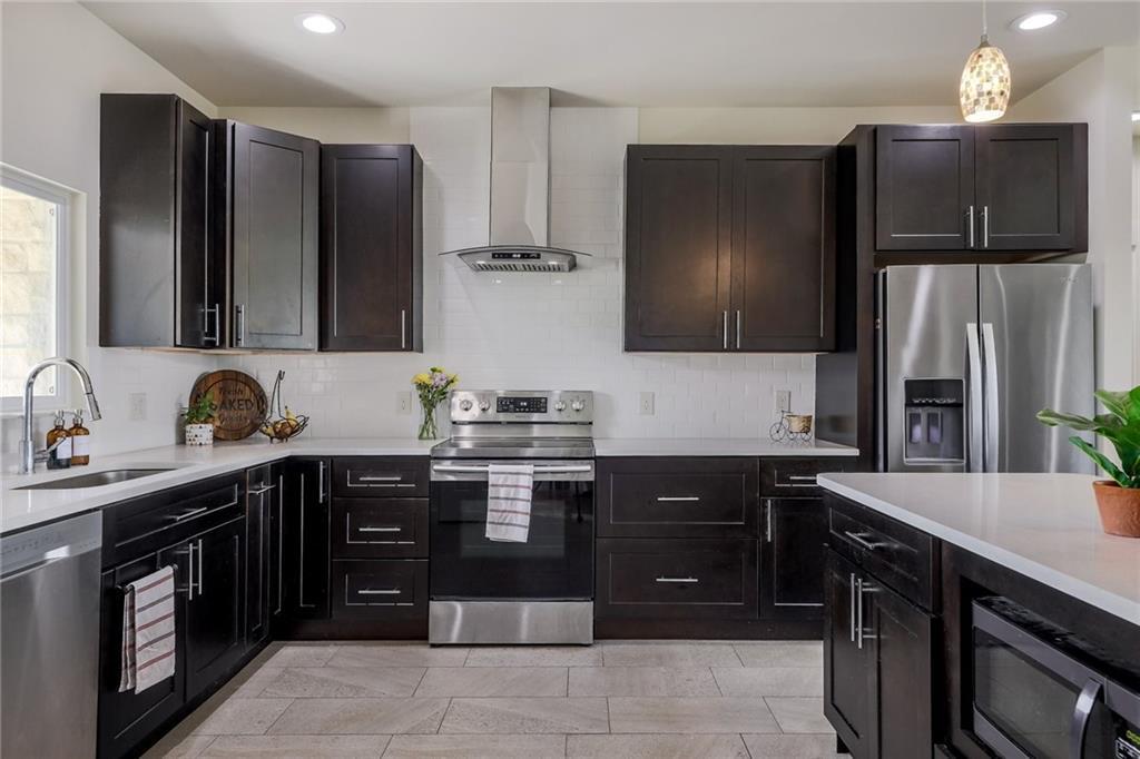 8005 Flintlock Cir, Lago Vista, TX 78645