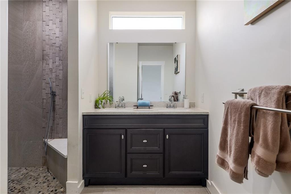 8005 Flintlock Cir, Lago Vista, TX 78645