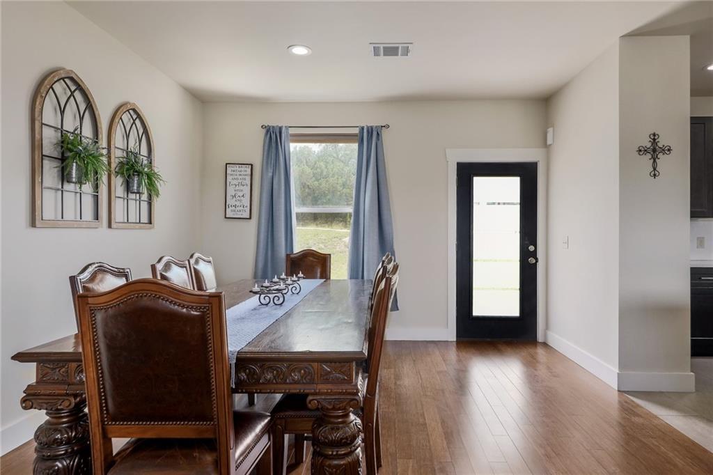 8005 Flintlock Cir, Lago Vista, TX 78645