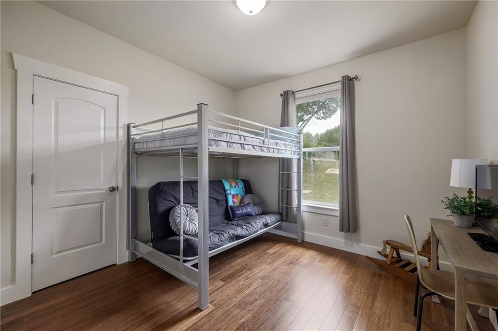 8005 Flintlock Cir, Lago Vista, TX 78645