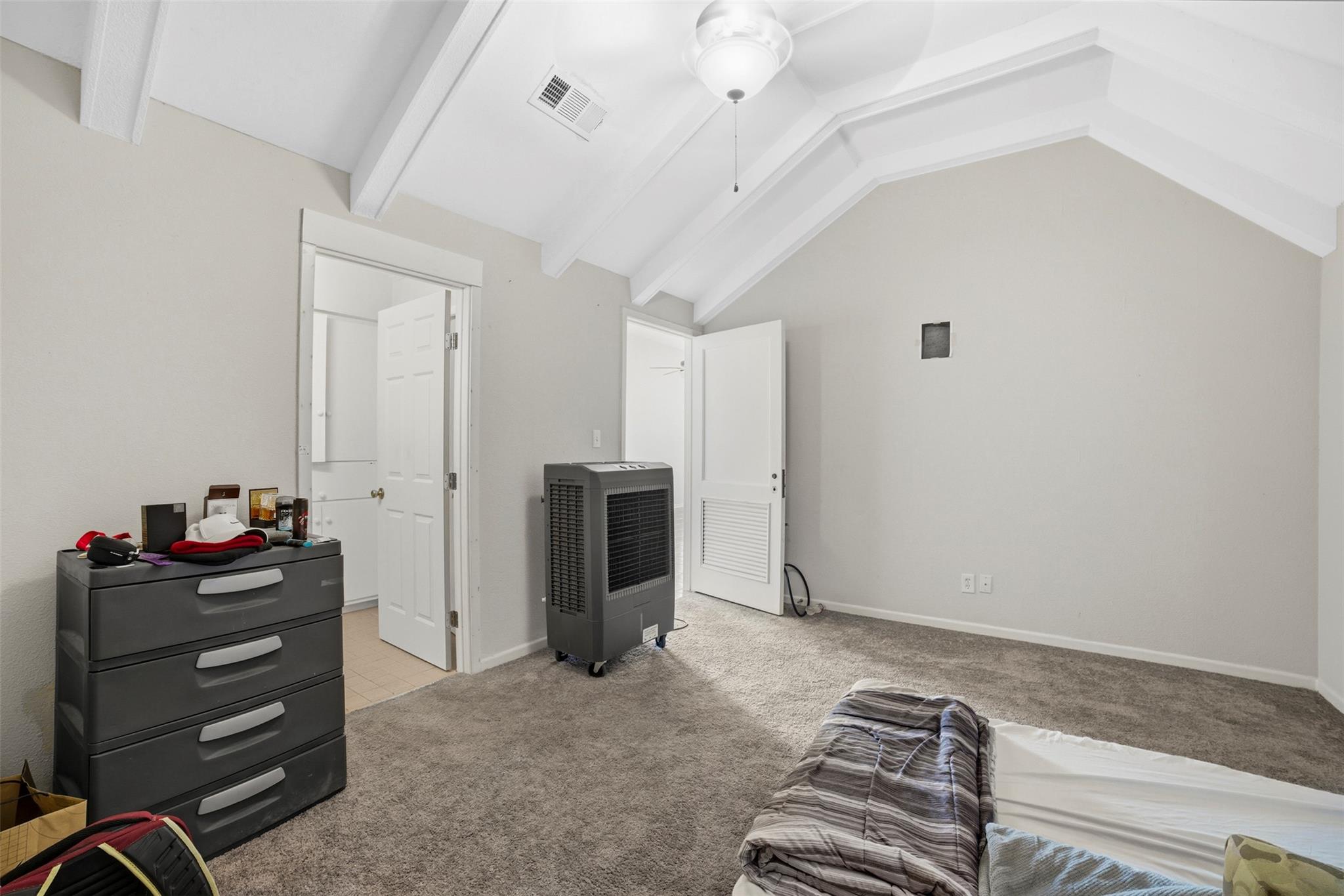 923 LOOP 332 St, Liberty Hill, TX 78642