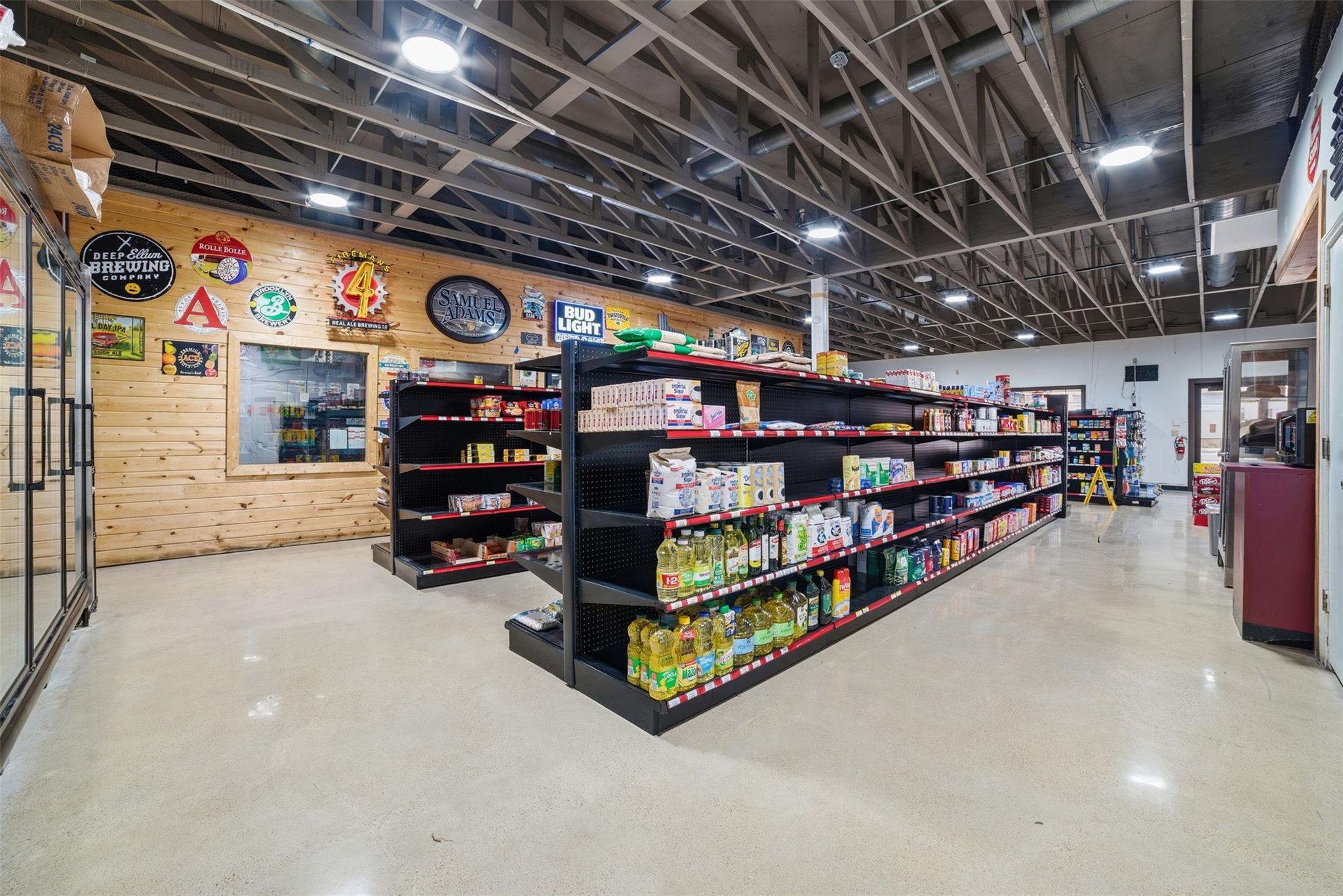 1017 LOOP 332 St, Liberty Hill, TX 78642