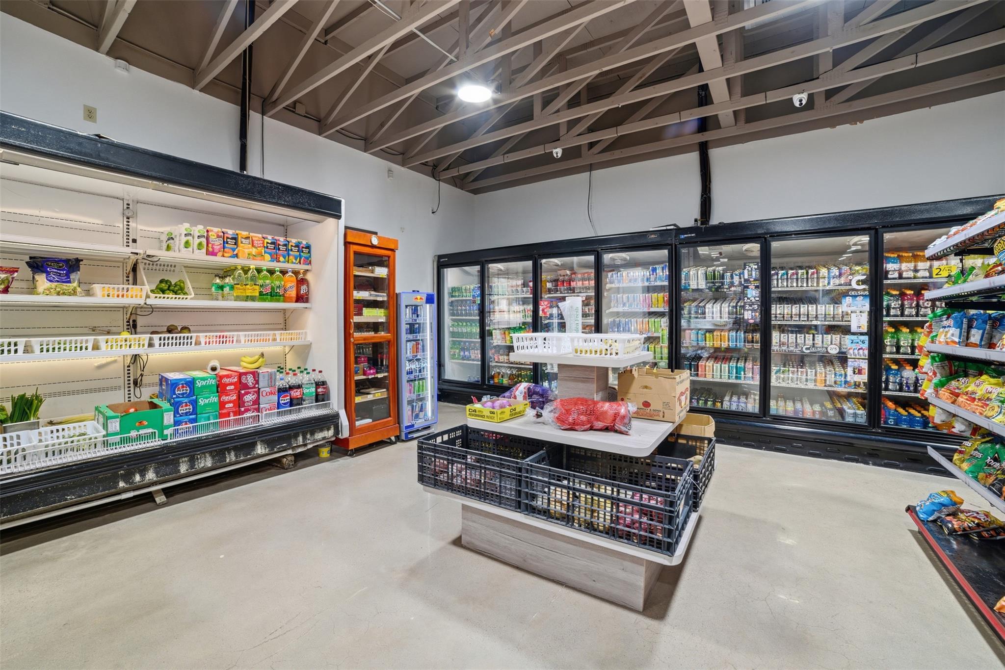 1017 LOOP 332 St, Liberty Hill, TX 78642