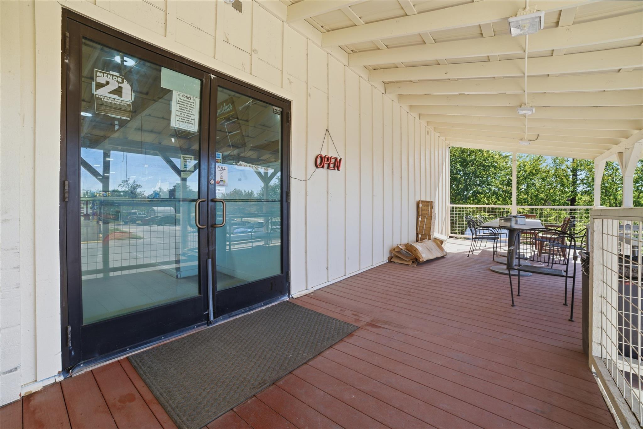 1017 LOOP 332 St, Liberty Hill, TX 78642