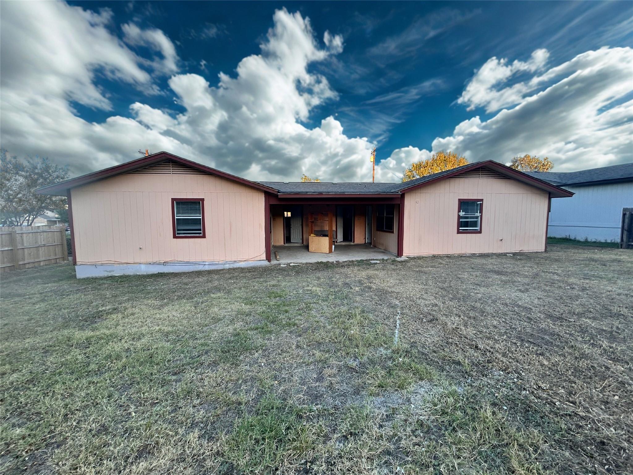 2305 S Bagdad Rd, Leander, TX 78641