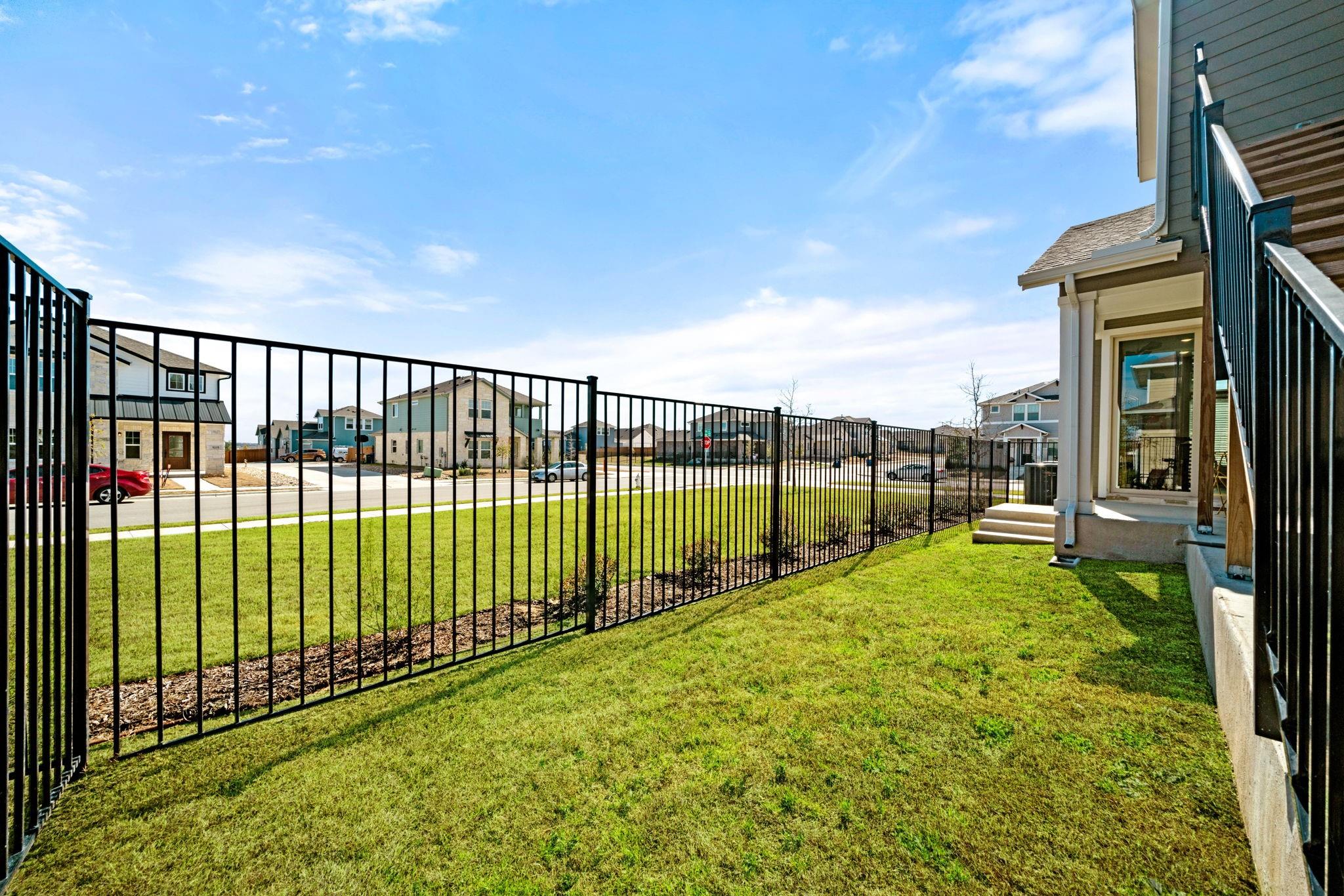 8417 Laughlin Ln, Austin, TX 78744