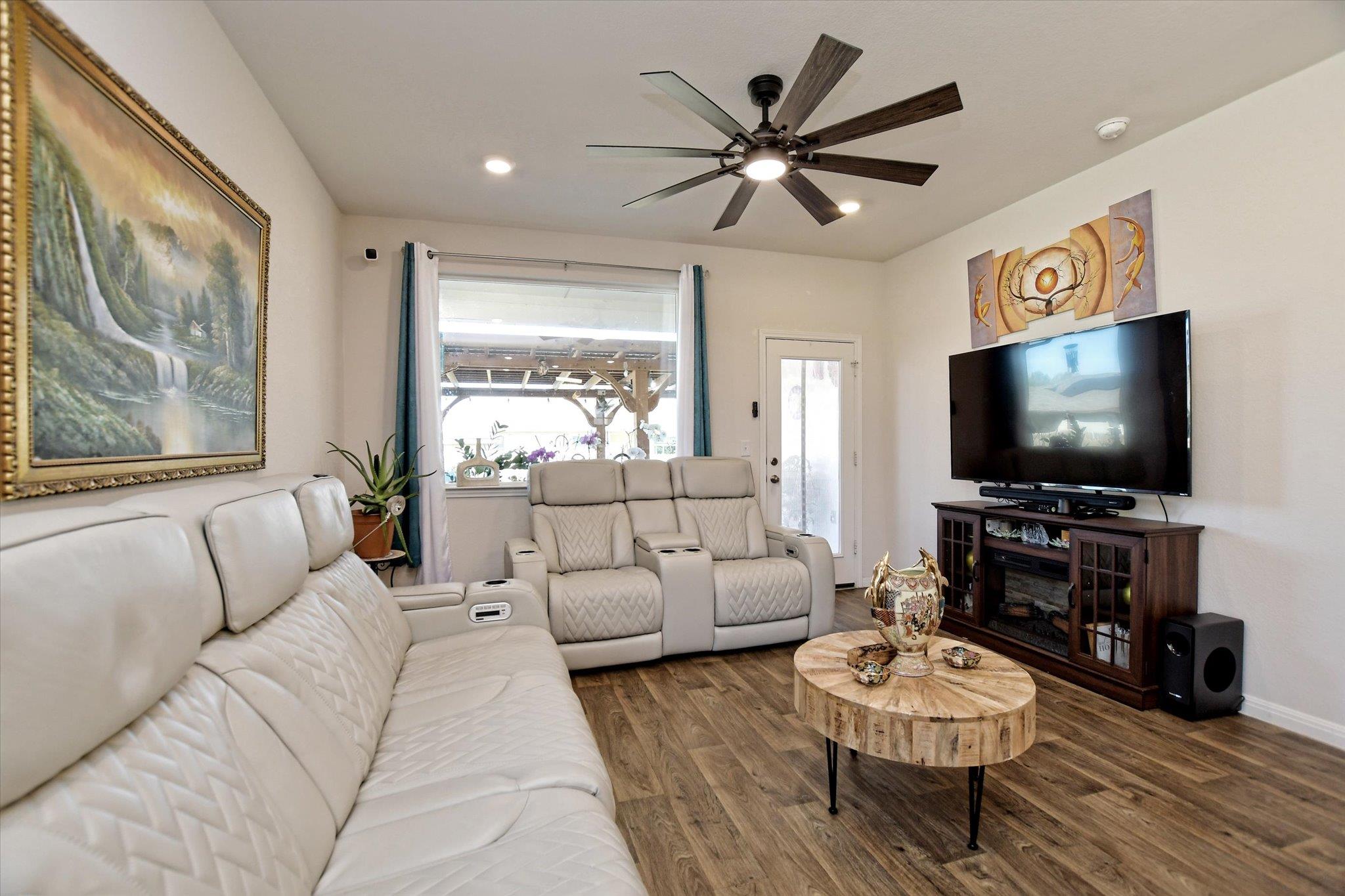 213 Brooklyn Dr, Georgetown, TX 78626