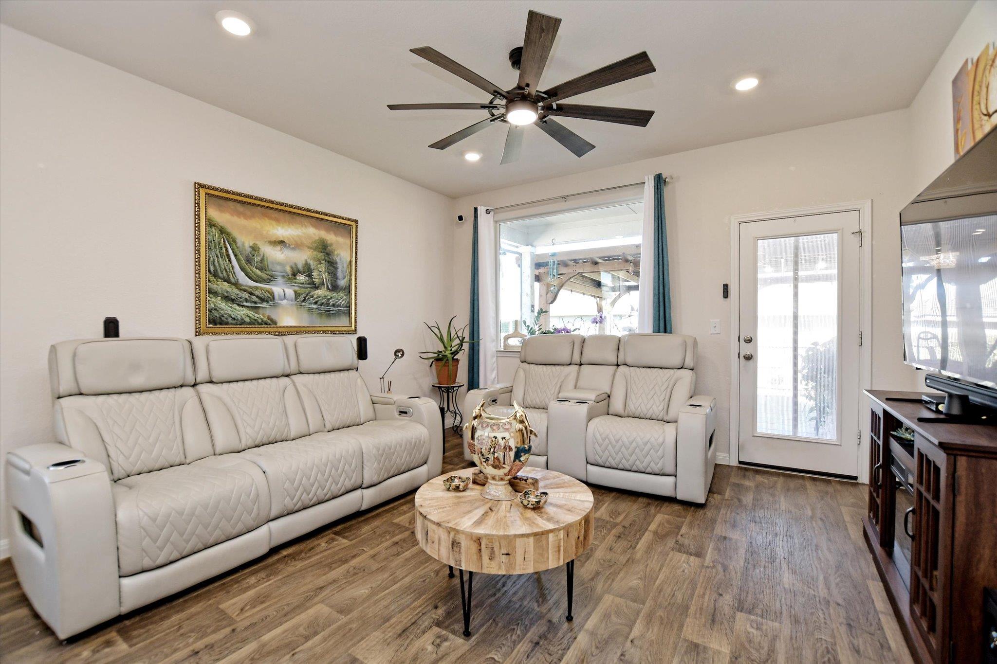 213 Brooklyn Dr, Georgetown, TX 78626