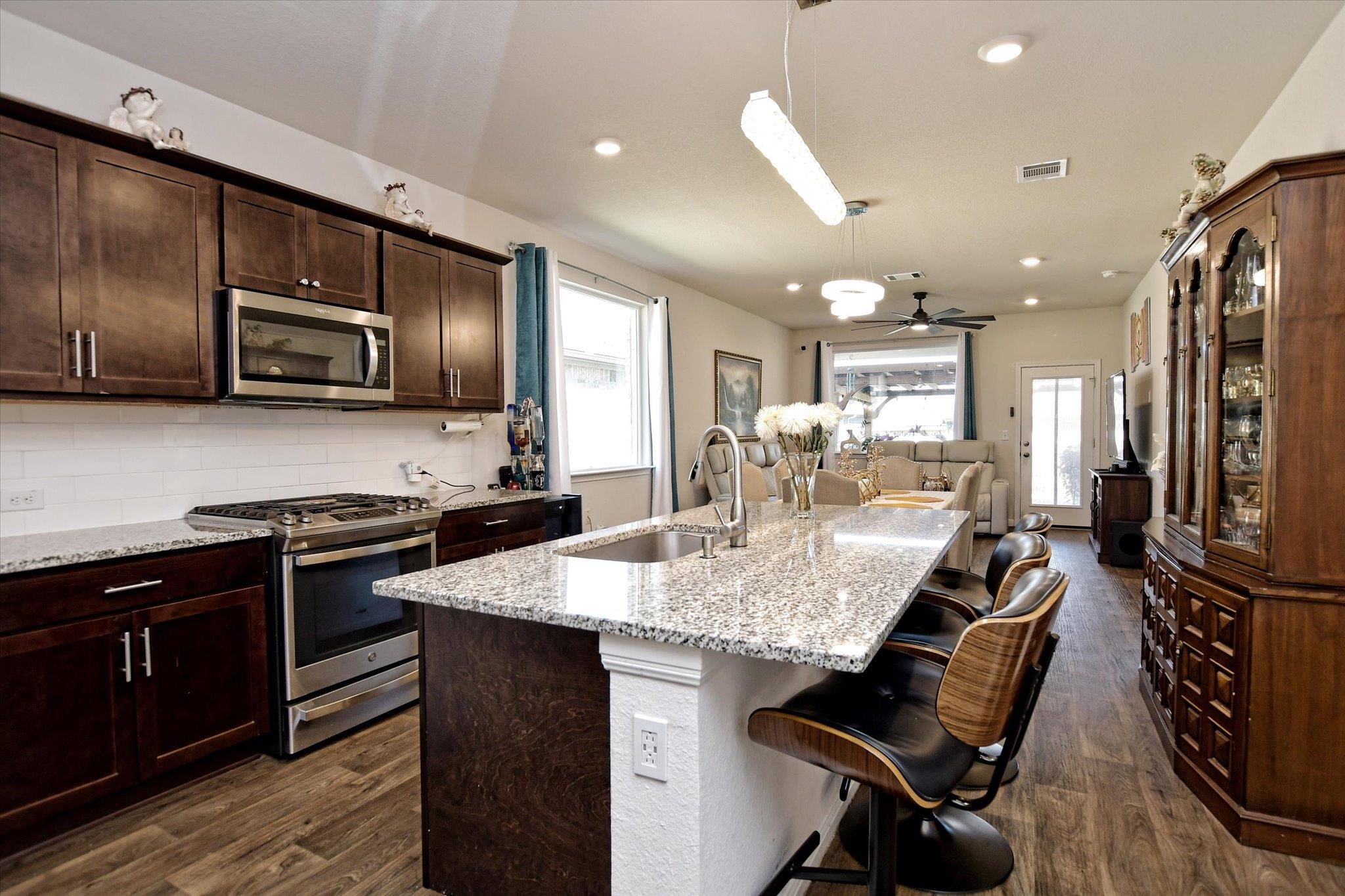 213 Brooklyn Dr, Georgetown, TX 78626