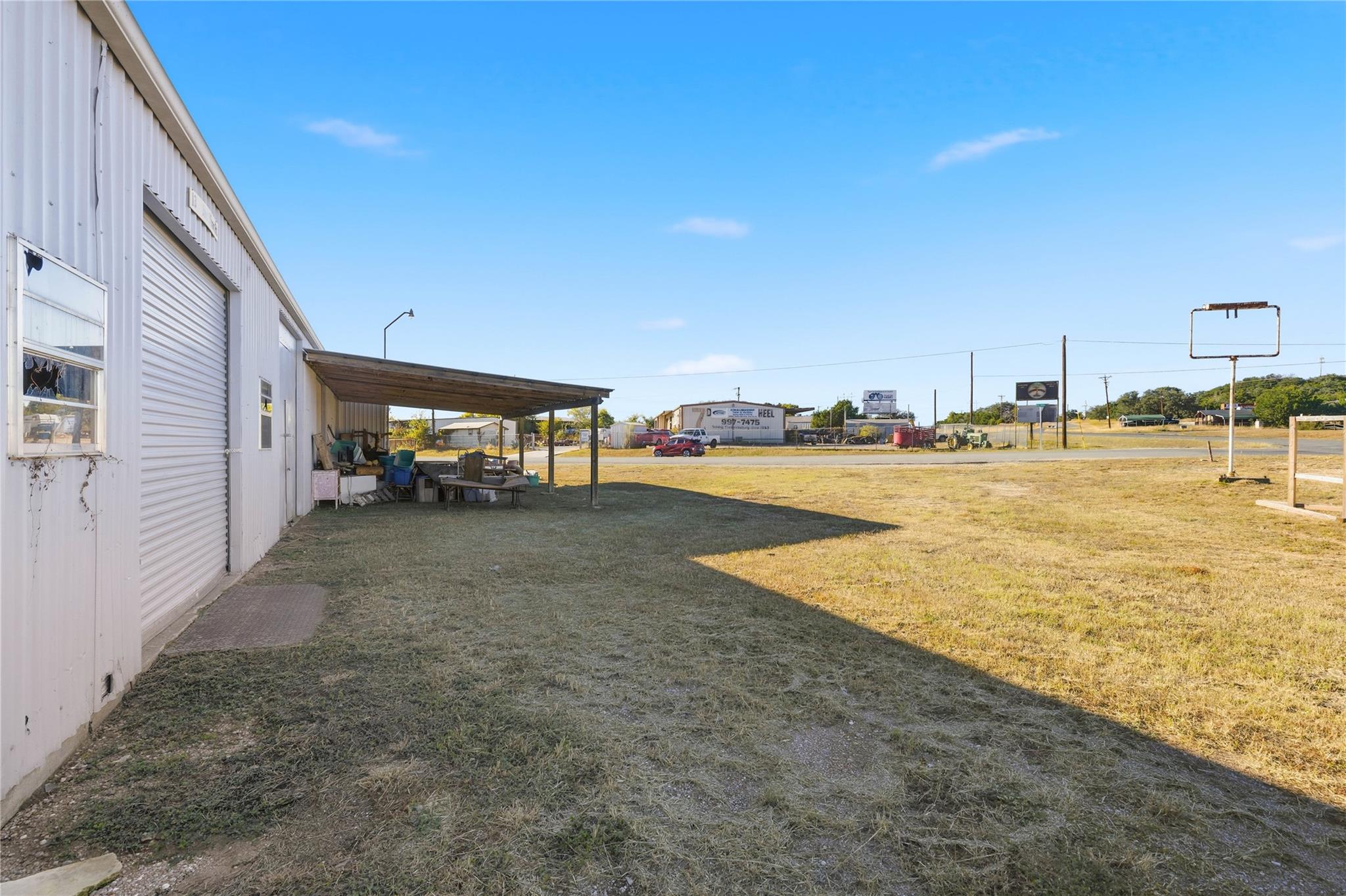 13 Jack Nixon Rds, Fredericksburg, TX 78624