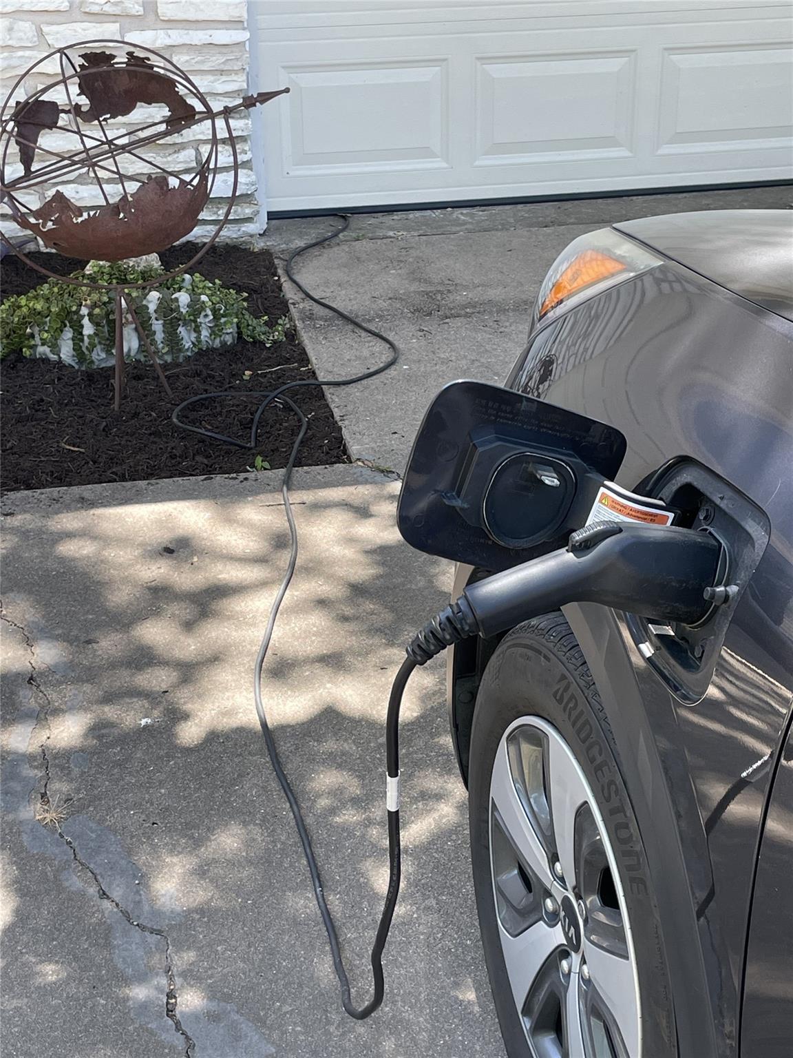 9206 Robins Nest Ln, Austin, TX 78729