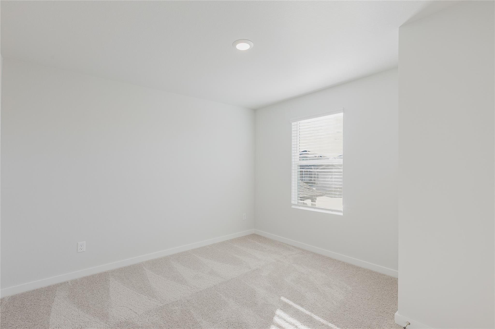 13207 Swift Wind Dr, Buda, TX 78610