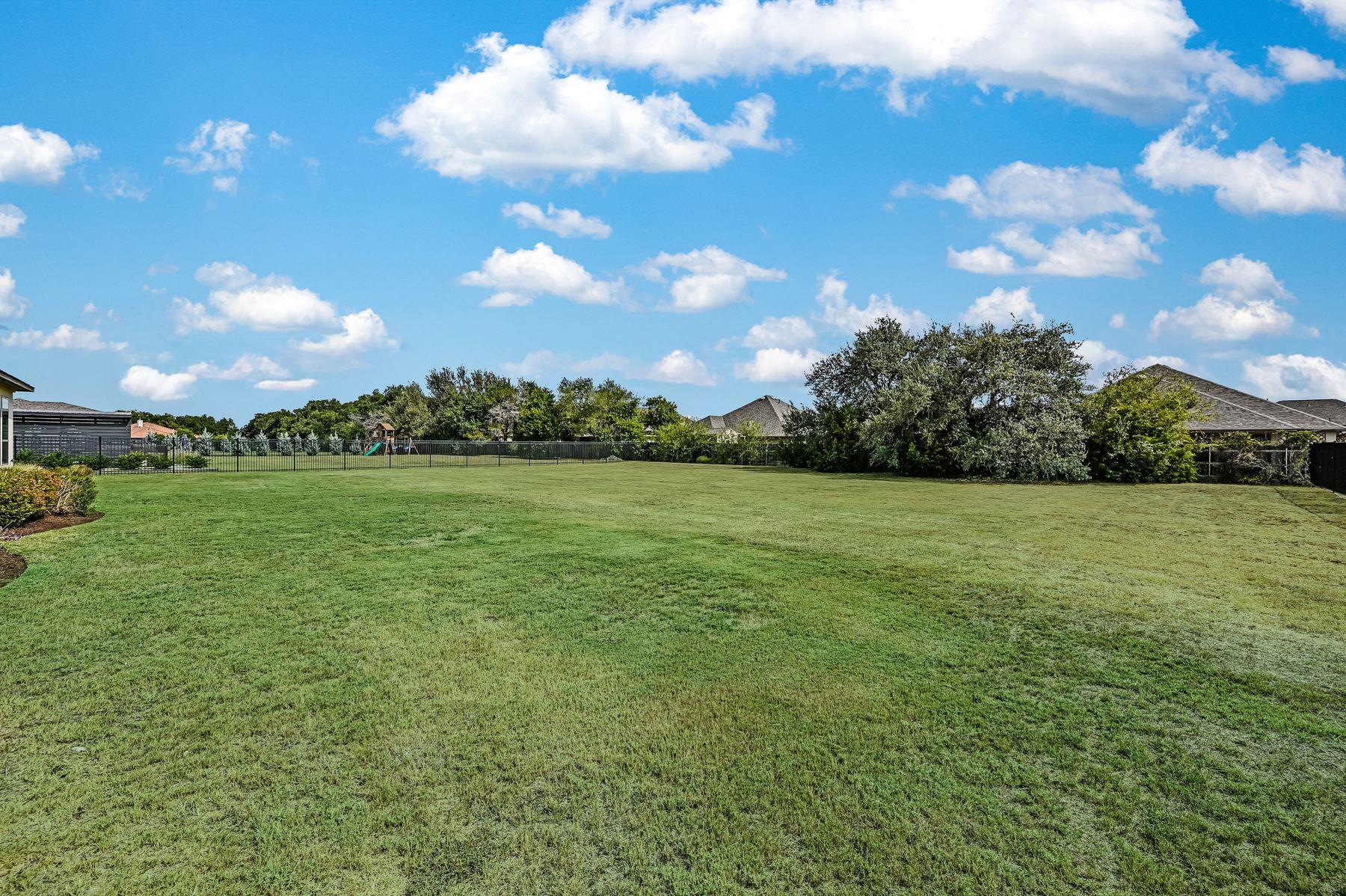 227 Dally Ct, Dripping Springs, TX 78620