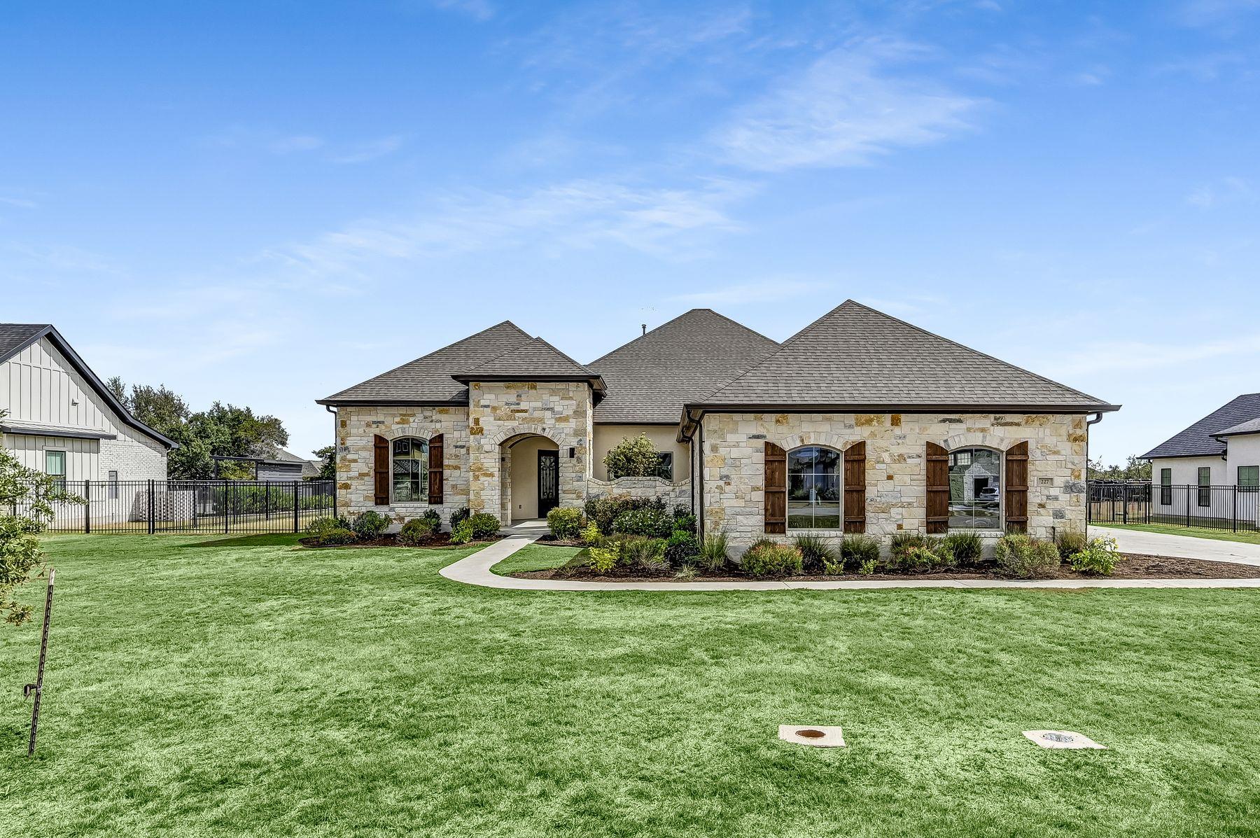 227 Dally Ct, Dripping Springs, TX 78620