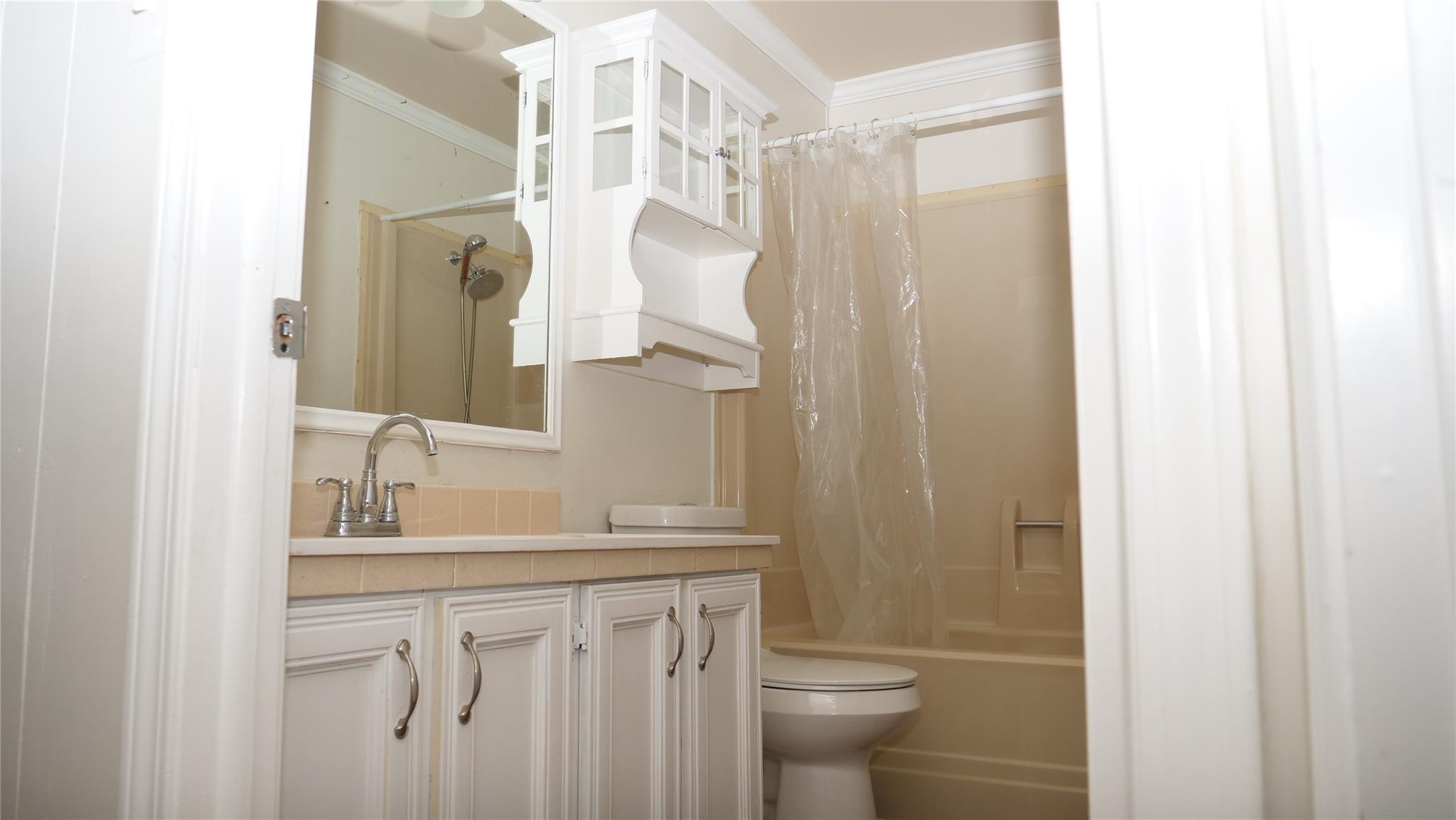 1504 Citation Cir # D, Del Valle, TX 78617