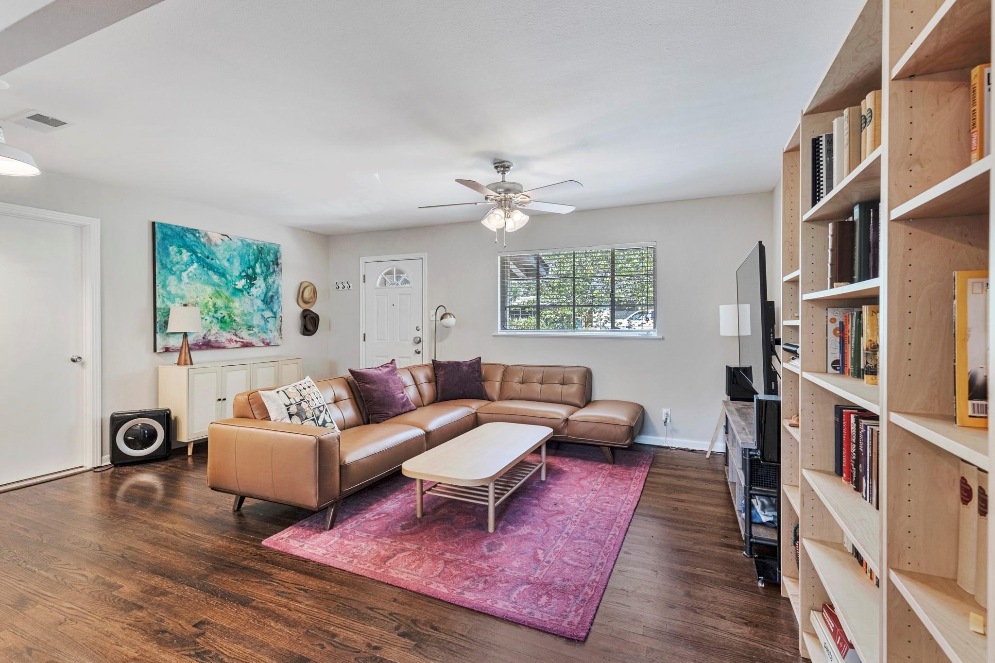 1715 W Saint Johns Ave, Austin, TX 78757