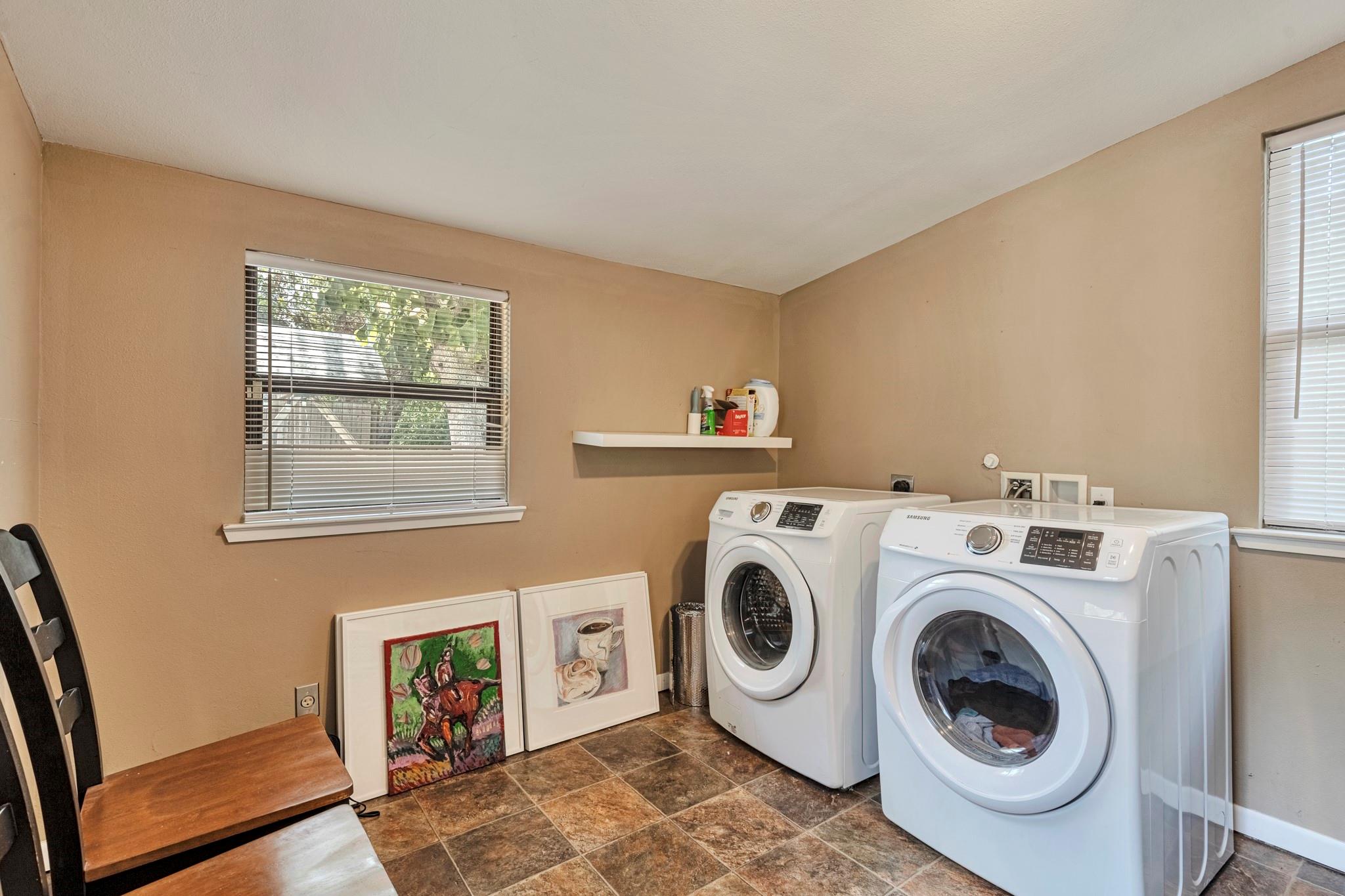 1715 W Saint Johns Ave, Austin, TX 78757