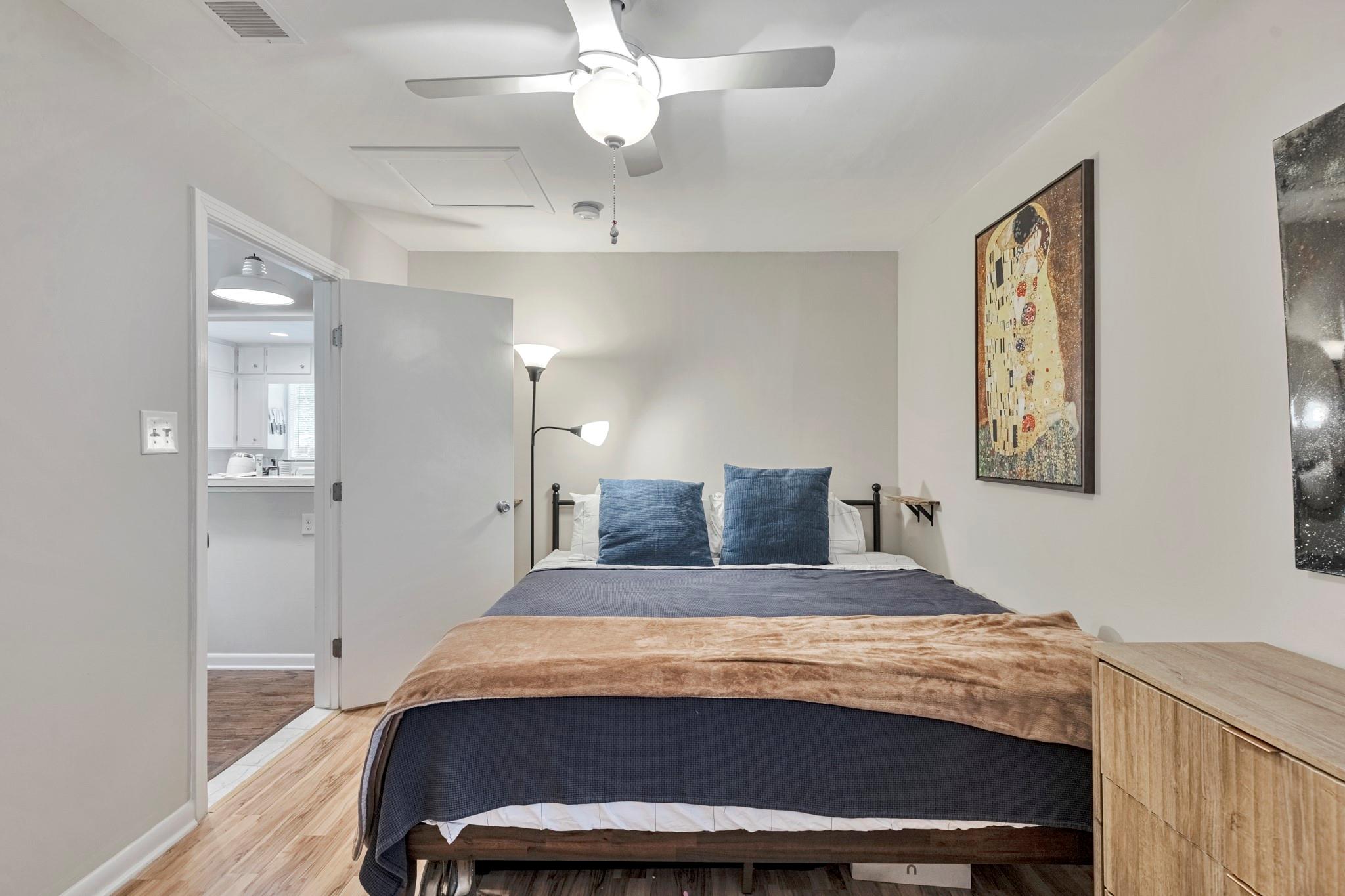 1715 W Saint Johns Ave, Austin, TX 78757