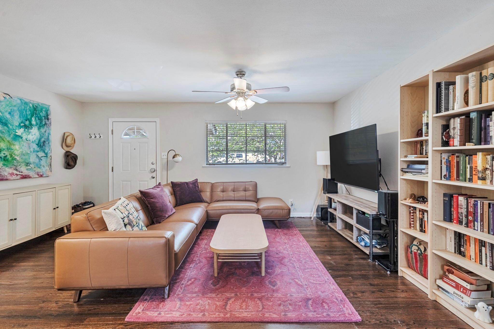 1715 W Saint Johns Ave, Austin, TX 78757